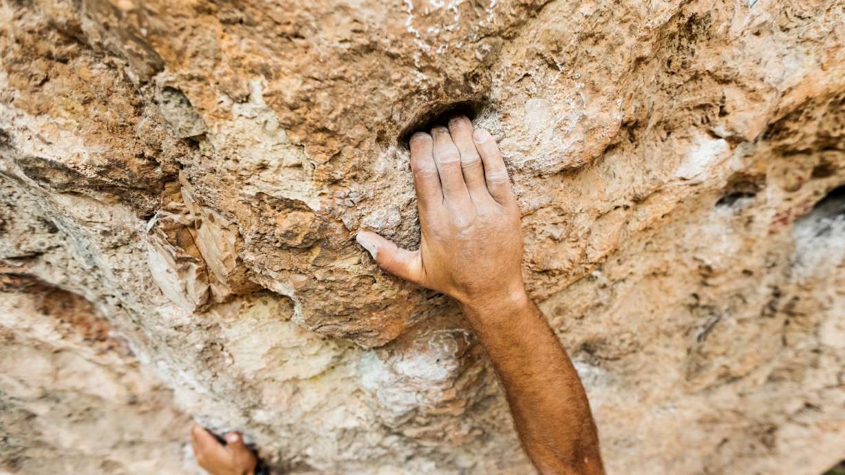 Outdoor bouldering highlights in Little Cottonwood Canyon