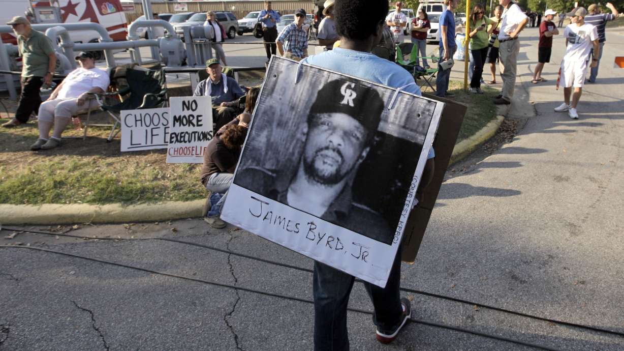 Texas town reflects on dragging death ahead of execution