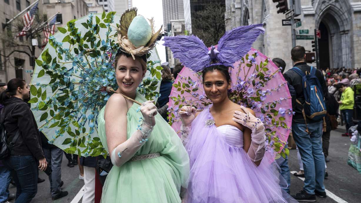 Bonnets, costumes on display at NYC's Easter Parade