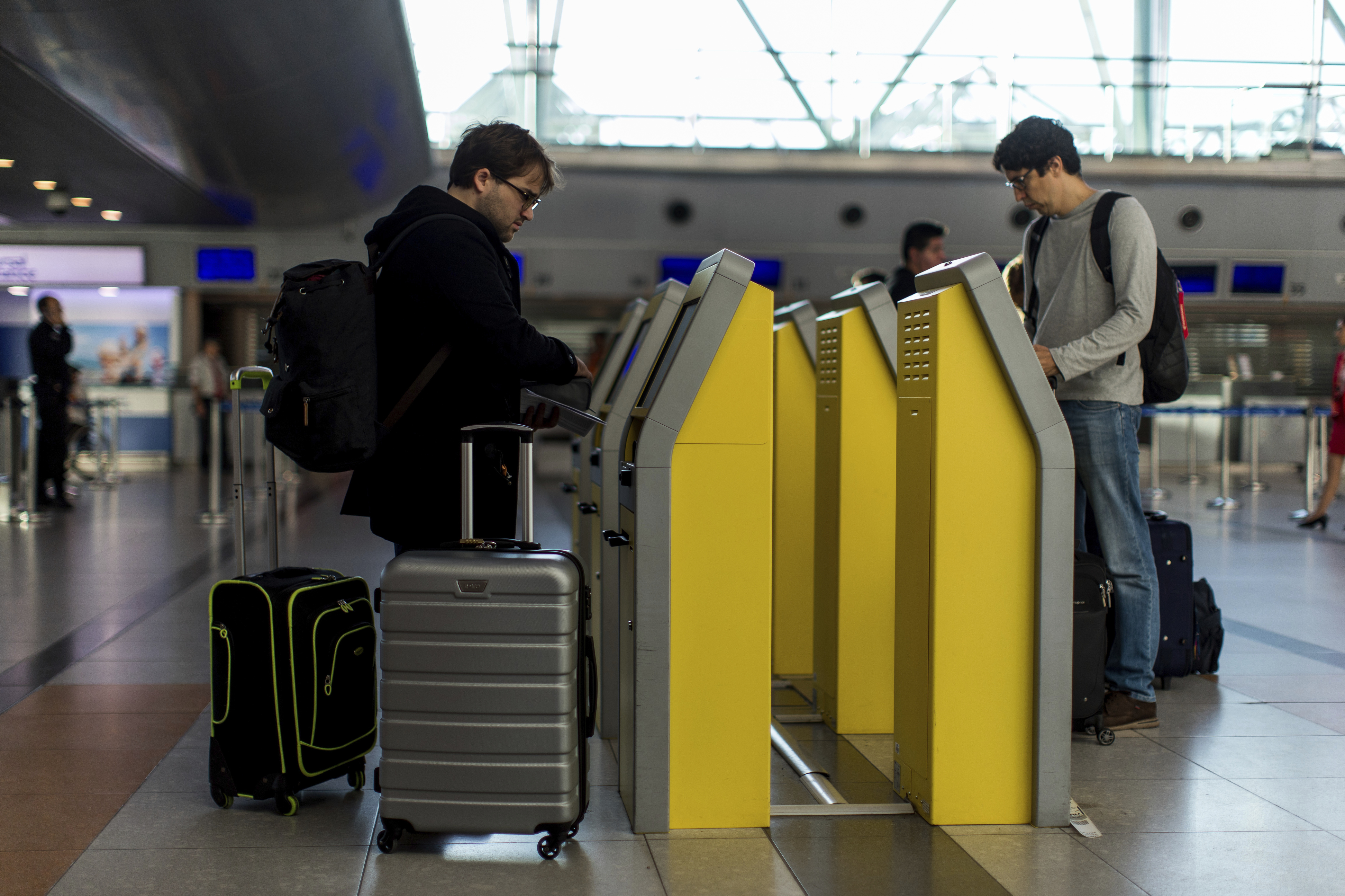 Argentines return to Europe to escape economic uncertainty