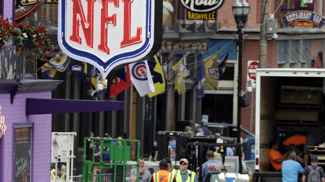 Tip your band, say honky tonk musicians, during NFL Draft