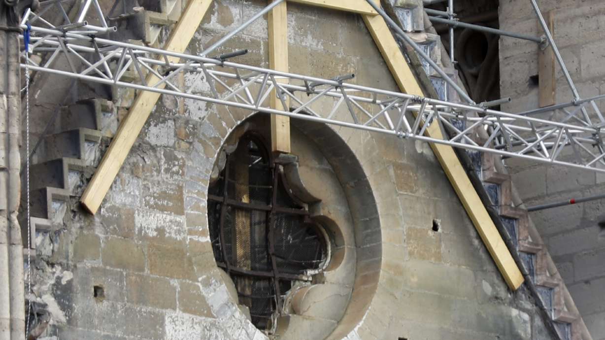 French police experts start Notre Dame checks after fire