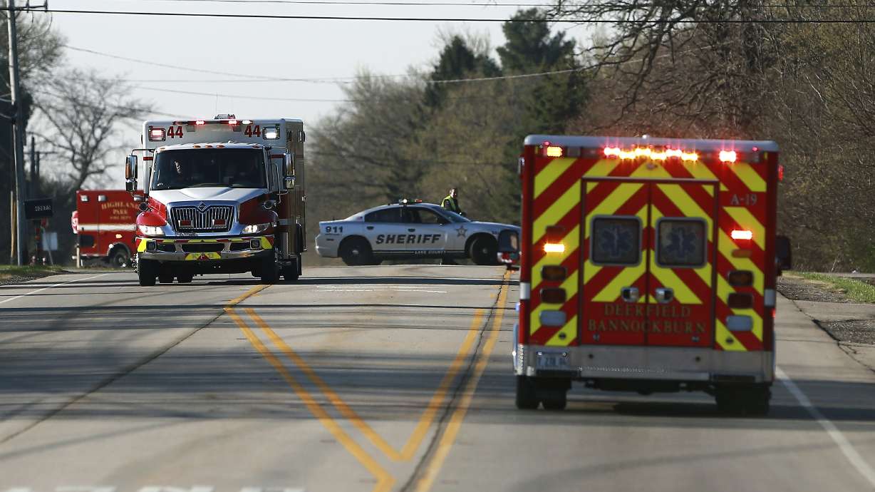 Tractor traveling from Wisconsin to Illinois leaked ammonia