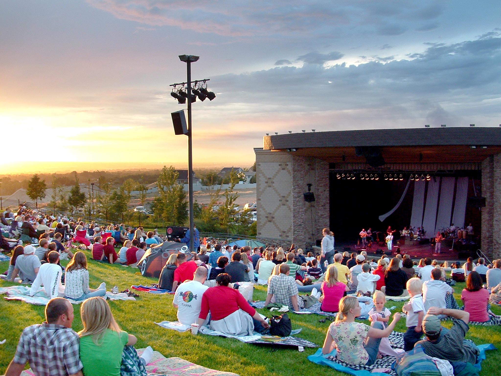 Sandy votes to allow beer sales at some Sandy Amphitheater concerts