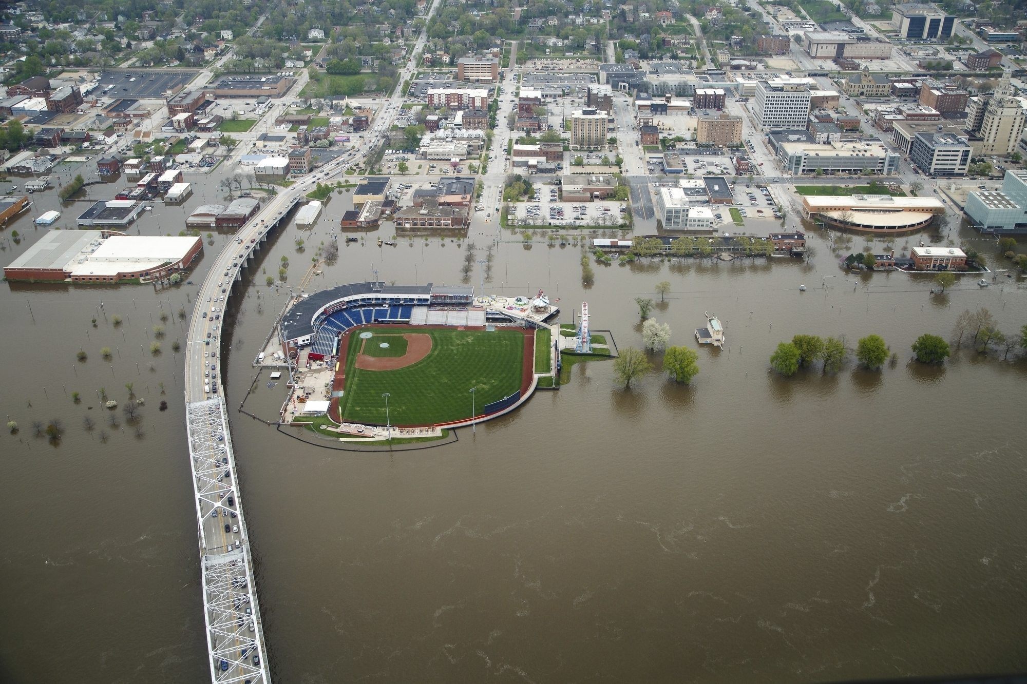 The Latest: Flood reaches record level at Quad Cities