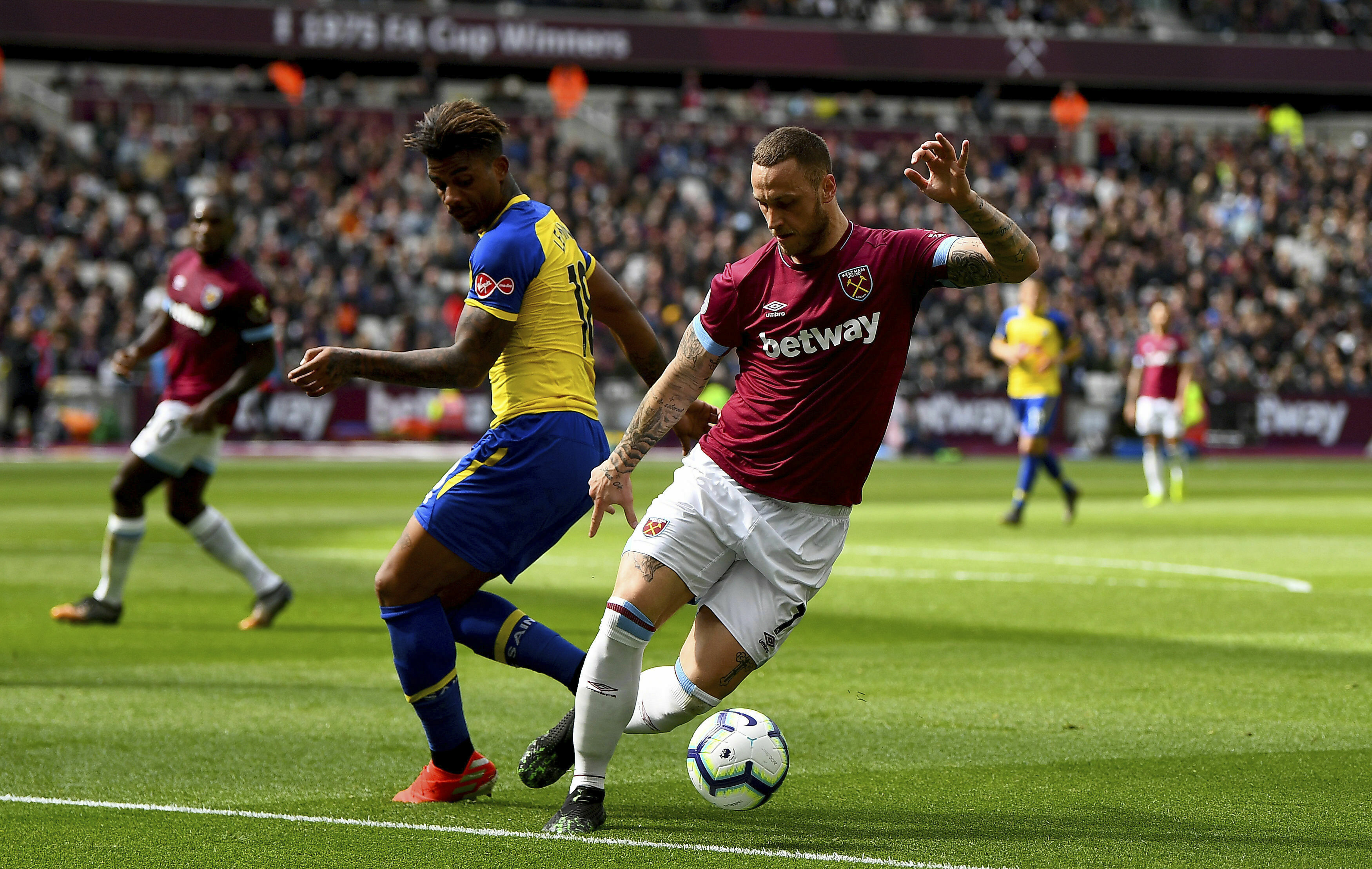 Arnautovic scores first goals since January in West Ham win