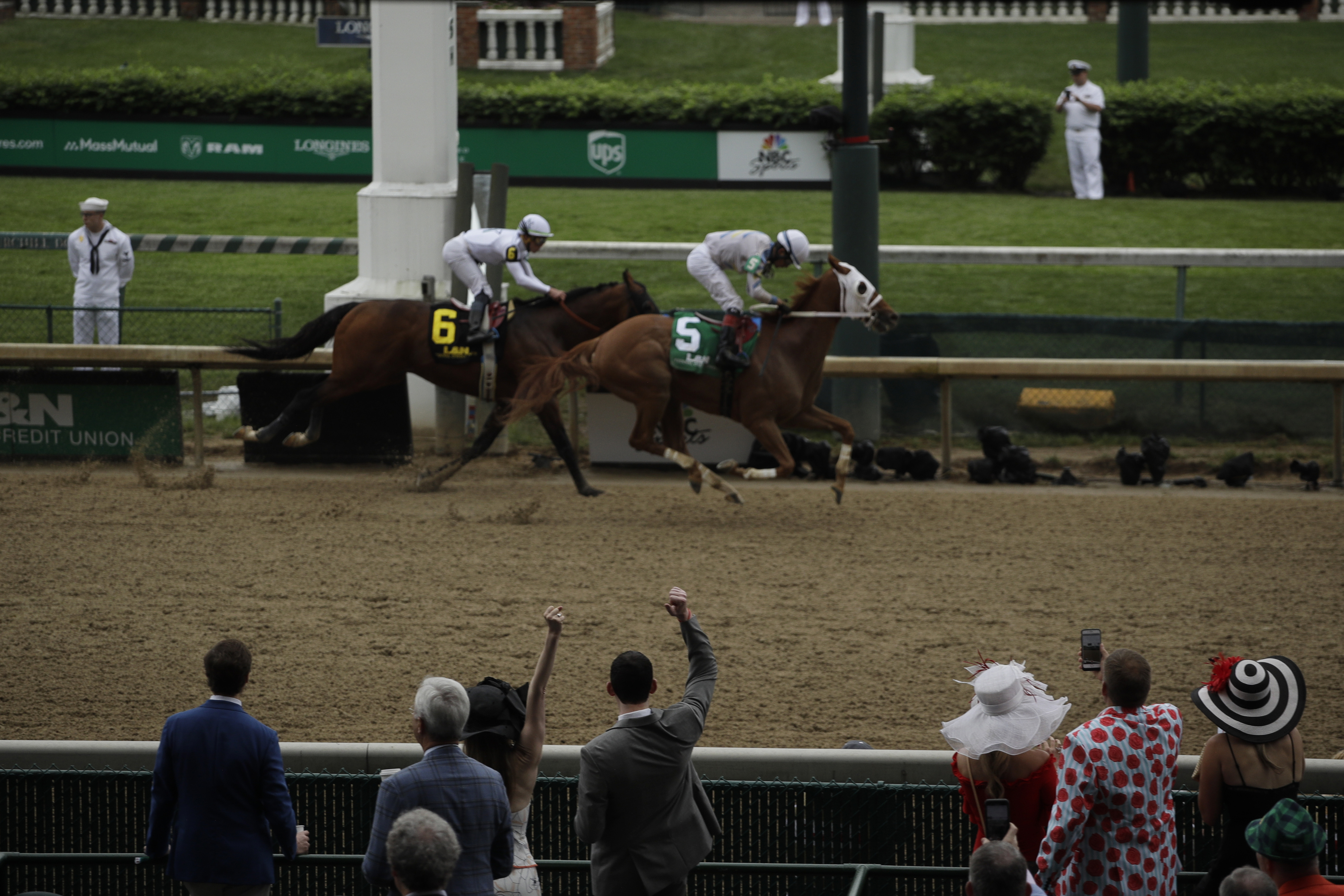 The Latest: Country House pays $132.40 to win at Derby