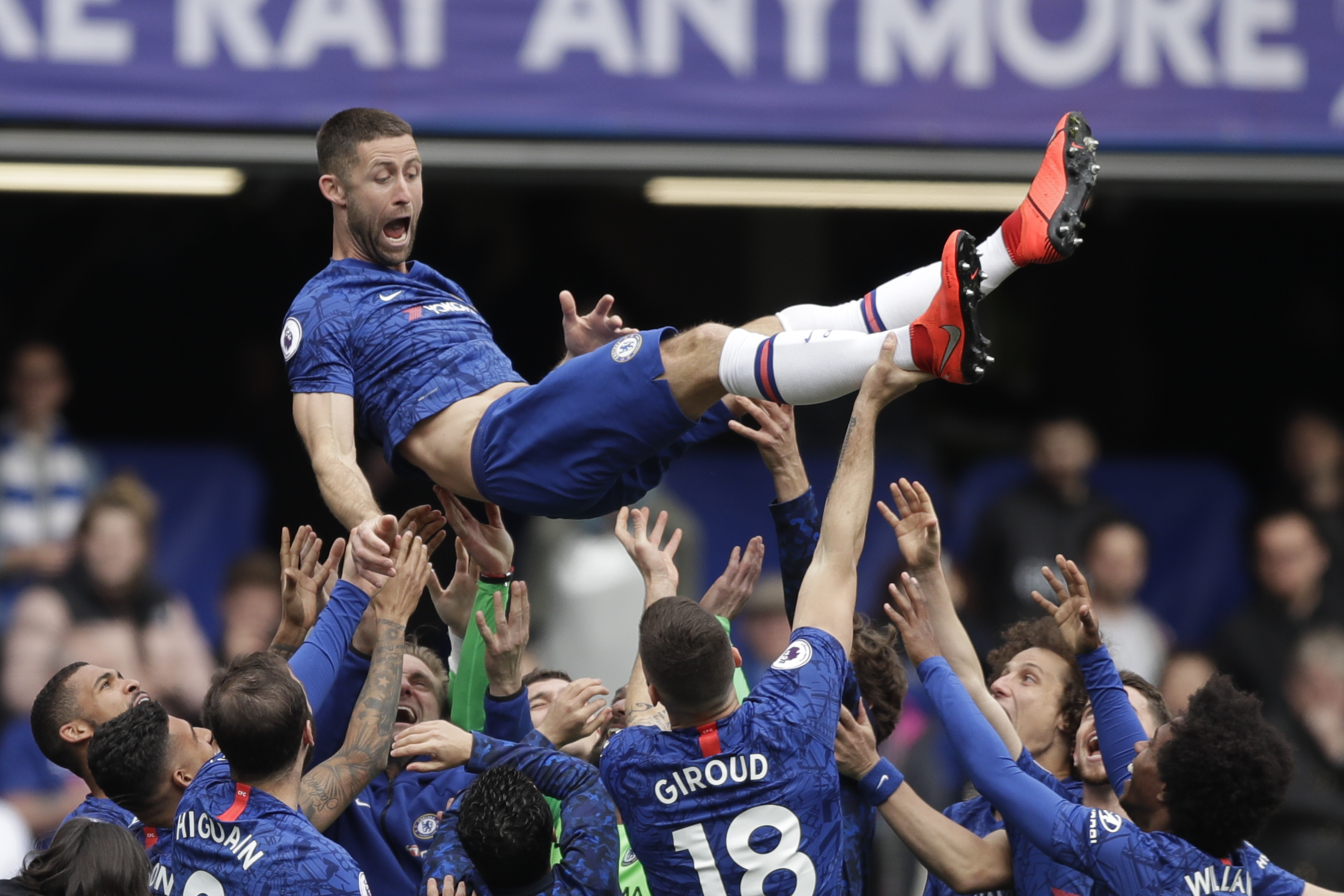 Man United's top-4 chances over, Chelsea moves to 3rd in EPL