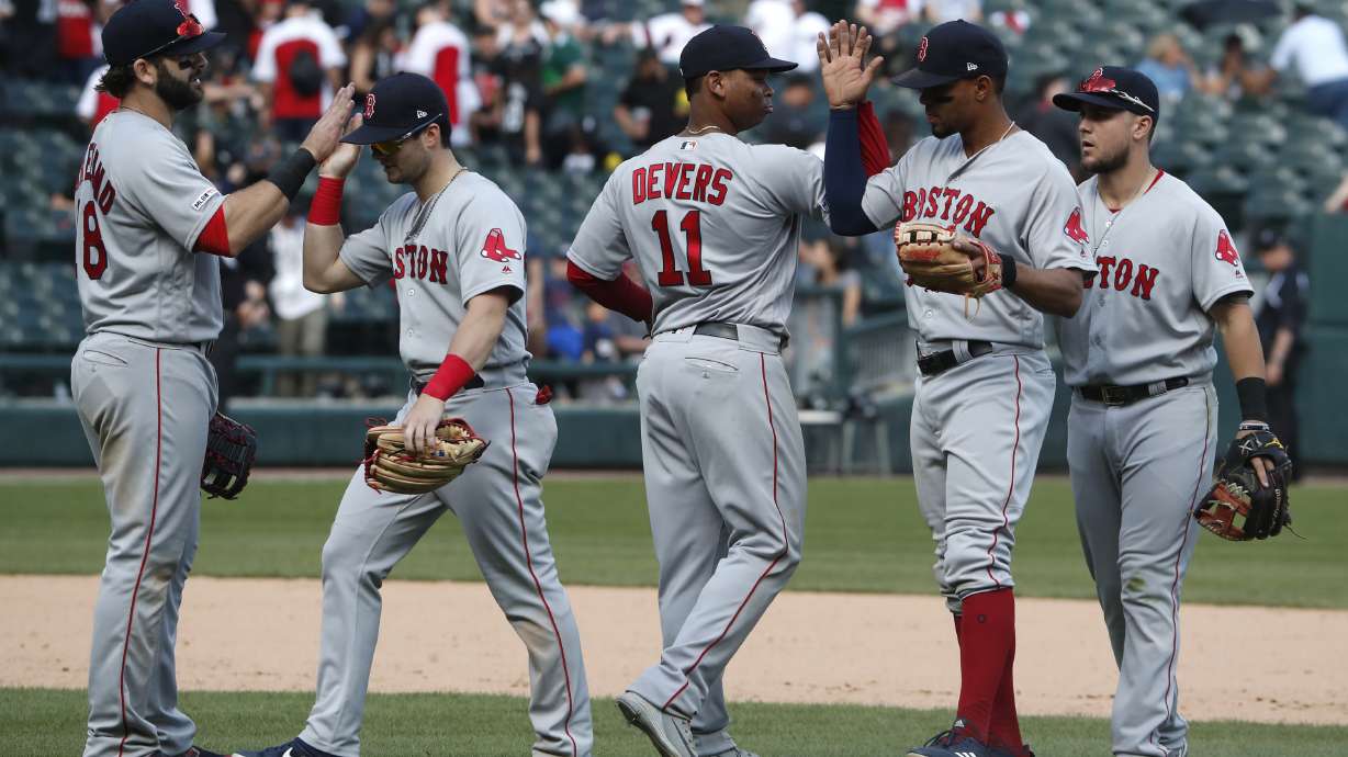 Bogaerts hits slam in 7-run 8th, Red Sox beat White Sox 9-2