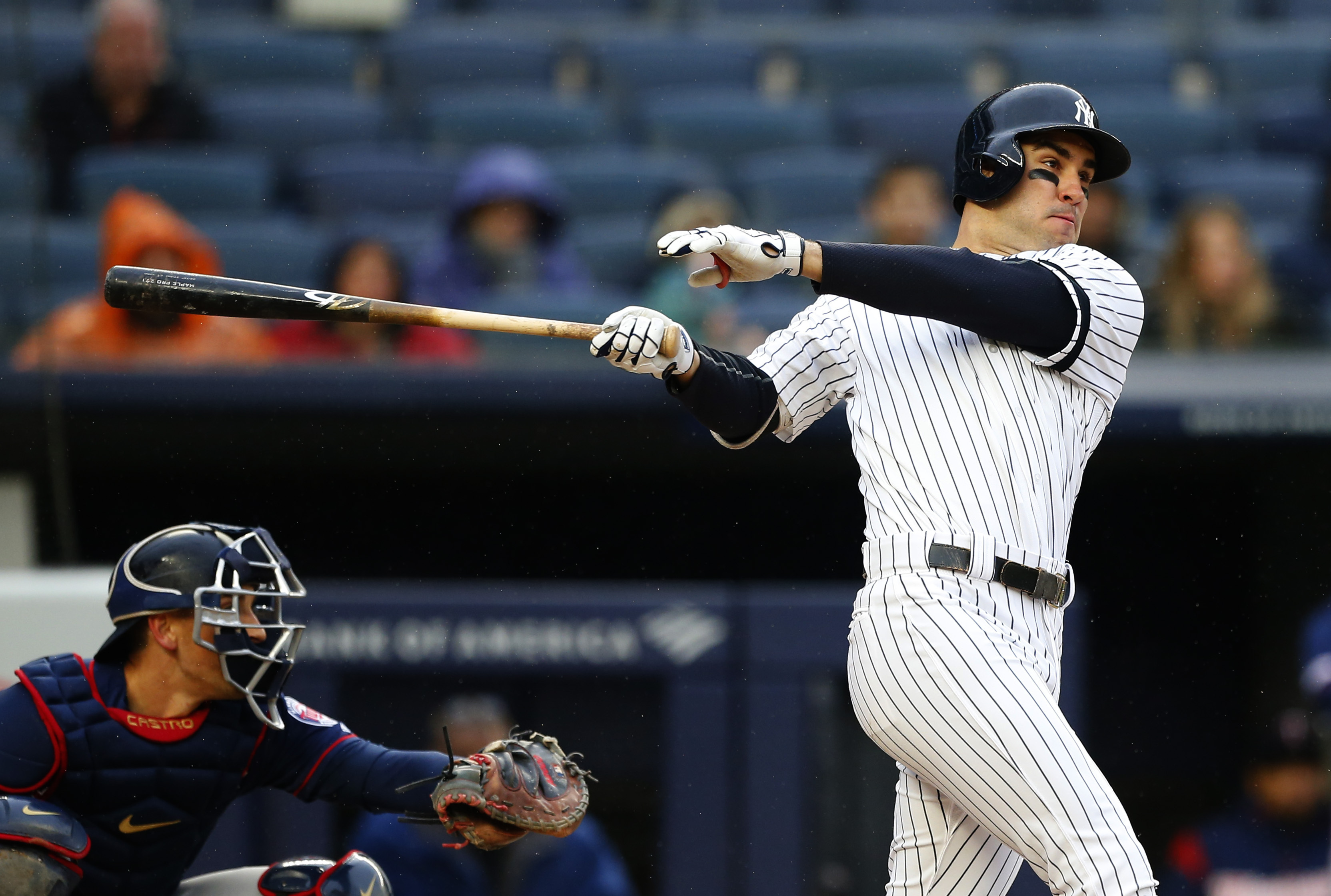 German wins again, Yanks top Twins 4-1 in rain-stopped game
