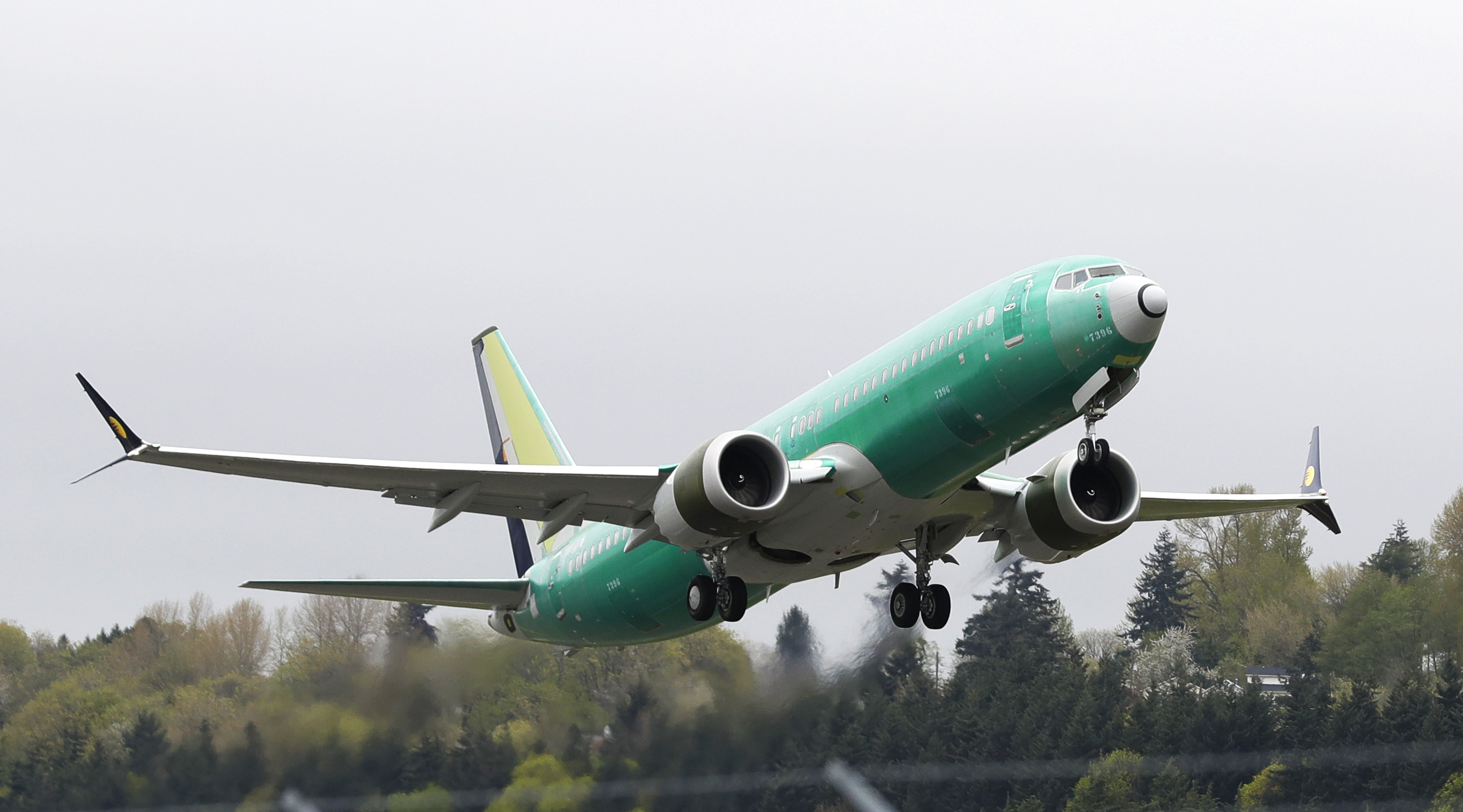 Boeing didn't tell airlines that safety alert wasn't on