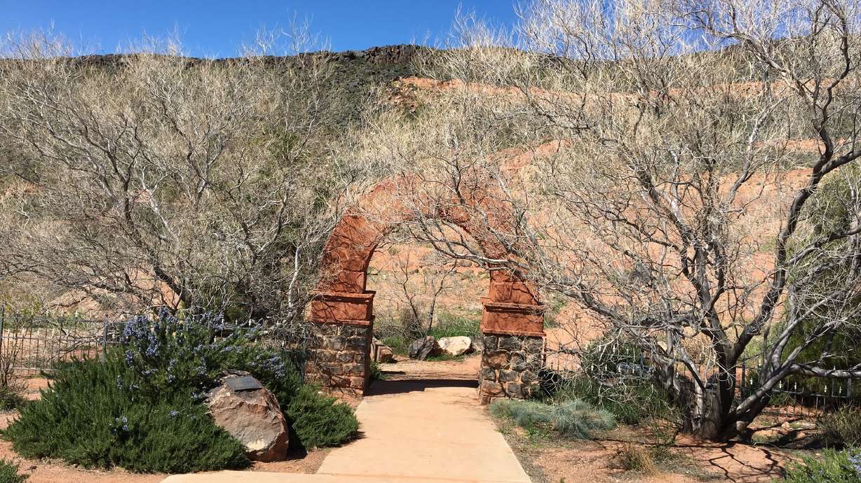 Hike of the Week: Temple Quarry Trail is a family-friendly hike with historic views