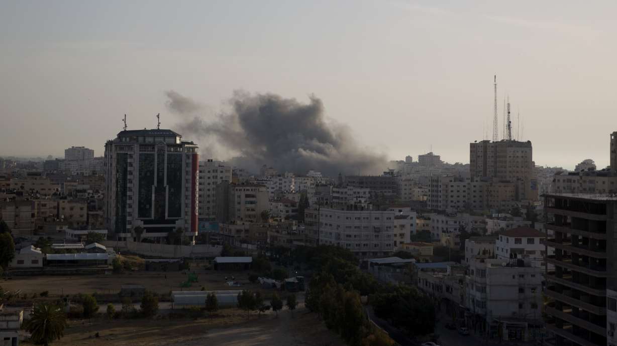 Gaza quiet after Israel, Hamas agree to cease-fire