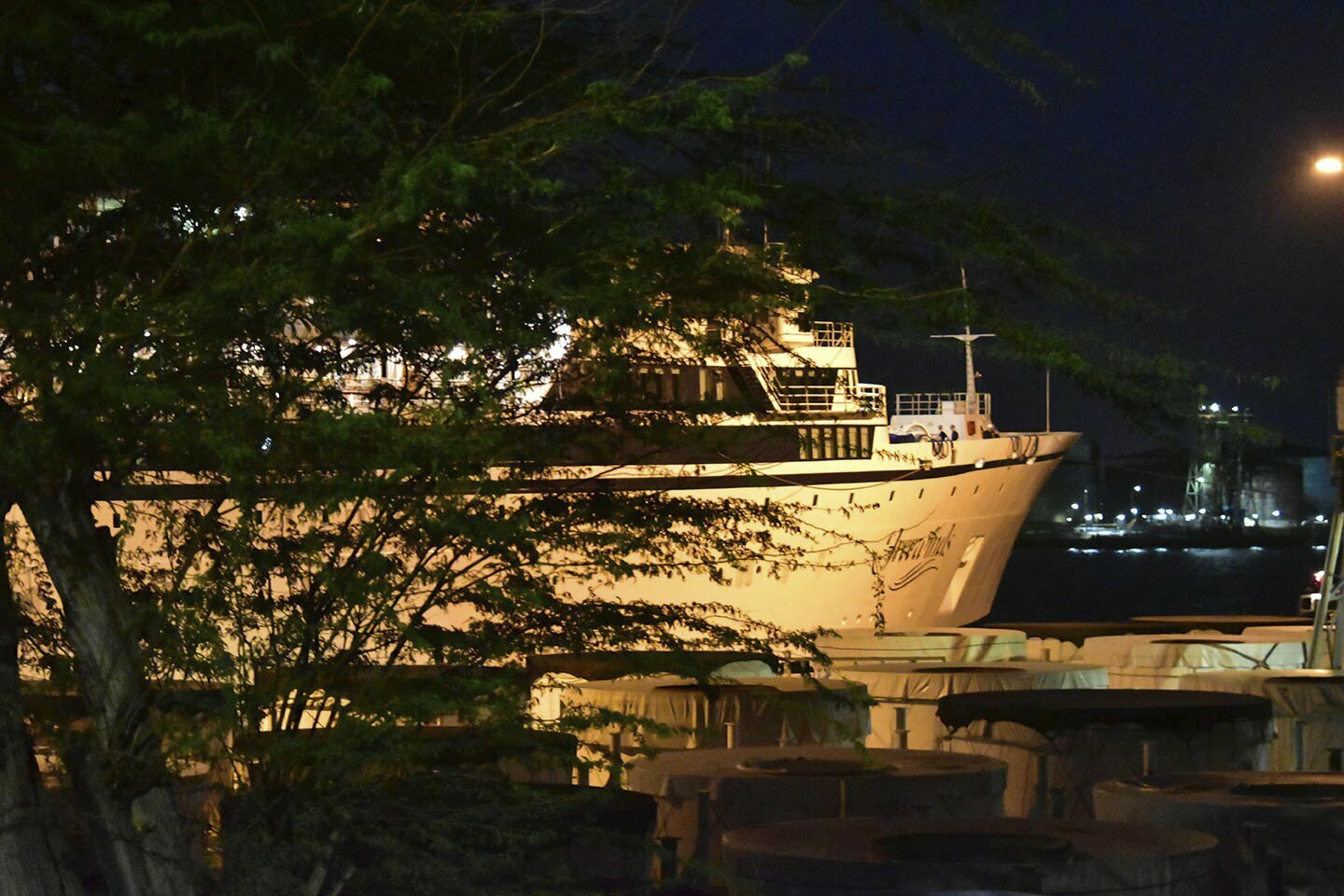 Scientology ship to remain under quarantine in Curacao