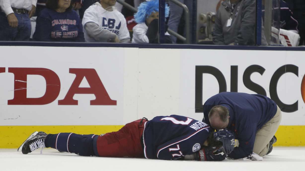 Bruins put away Blue Jackets to advance to conference final