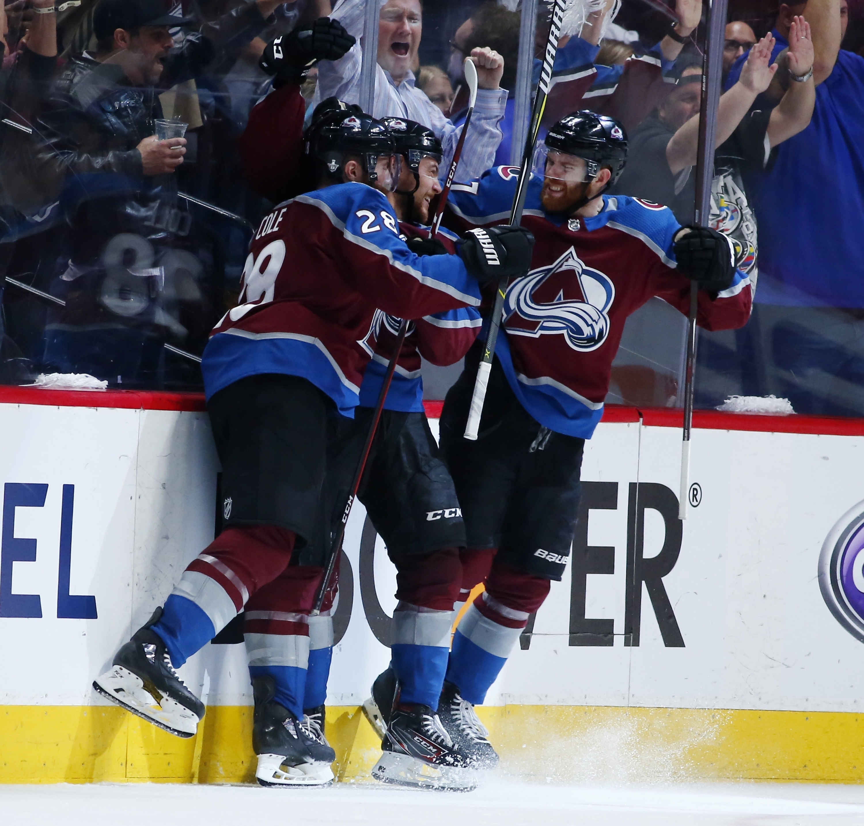 Landeskog scores OT winner, Avs force Game 7 with Sharks