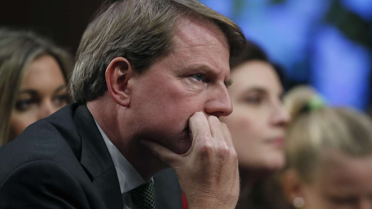 Ex-White House lawyer defies House subpoena for Mueller docs