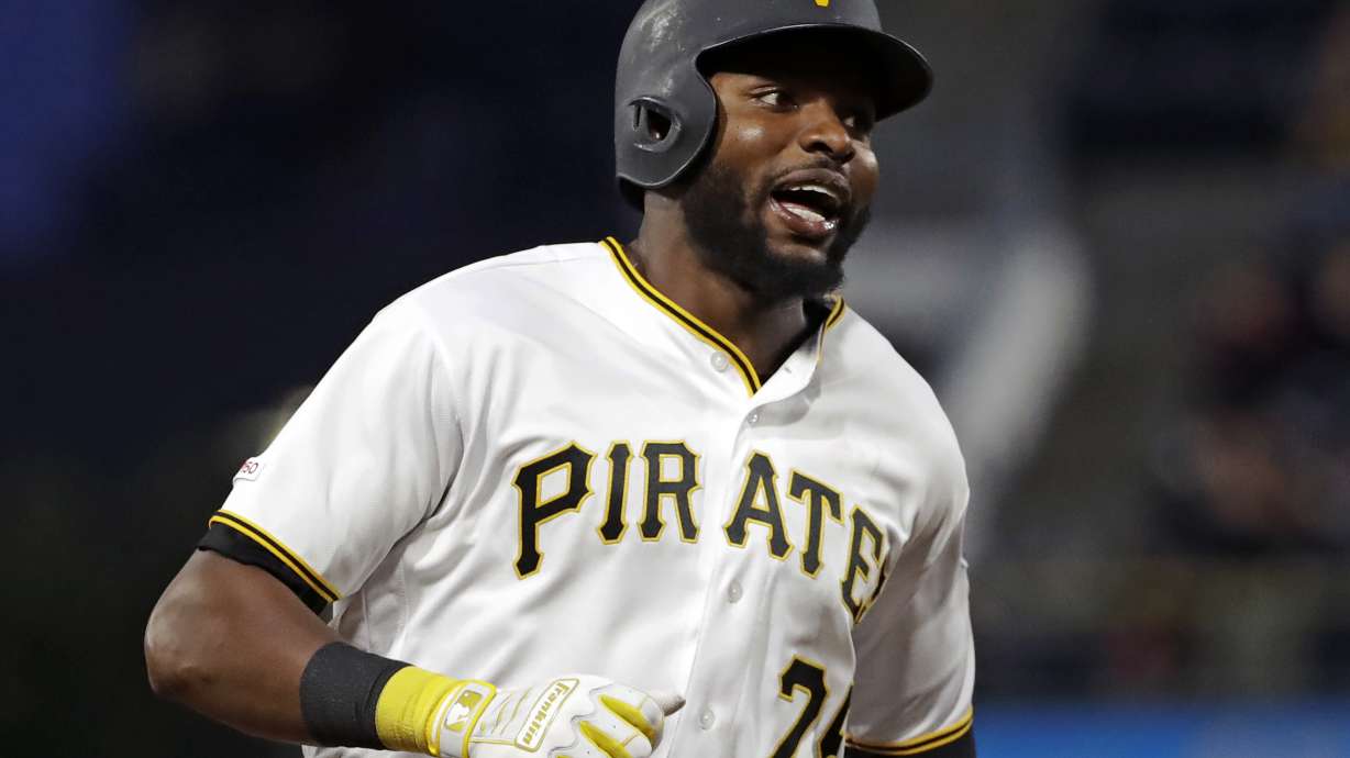 Polanco hits first homer, Pirates edge Rangers 5-4