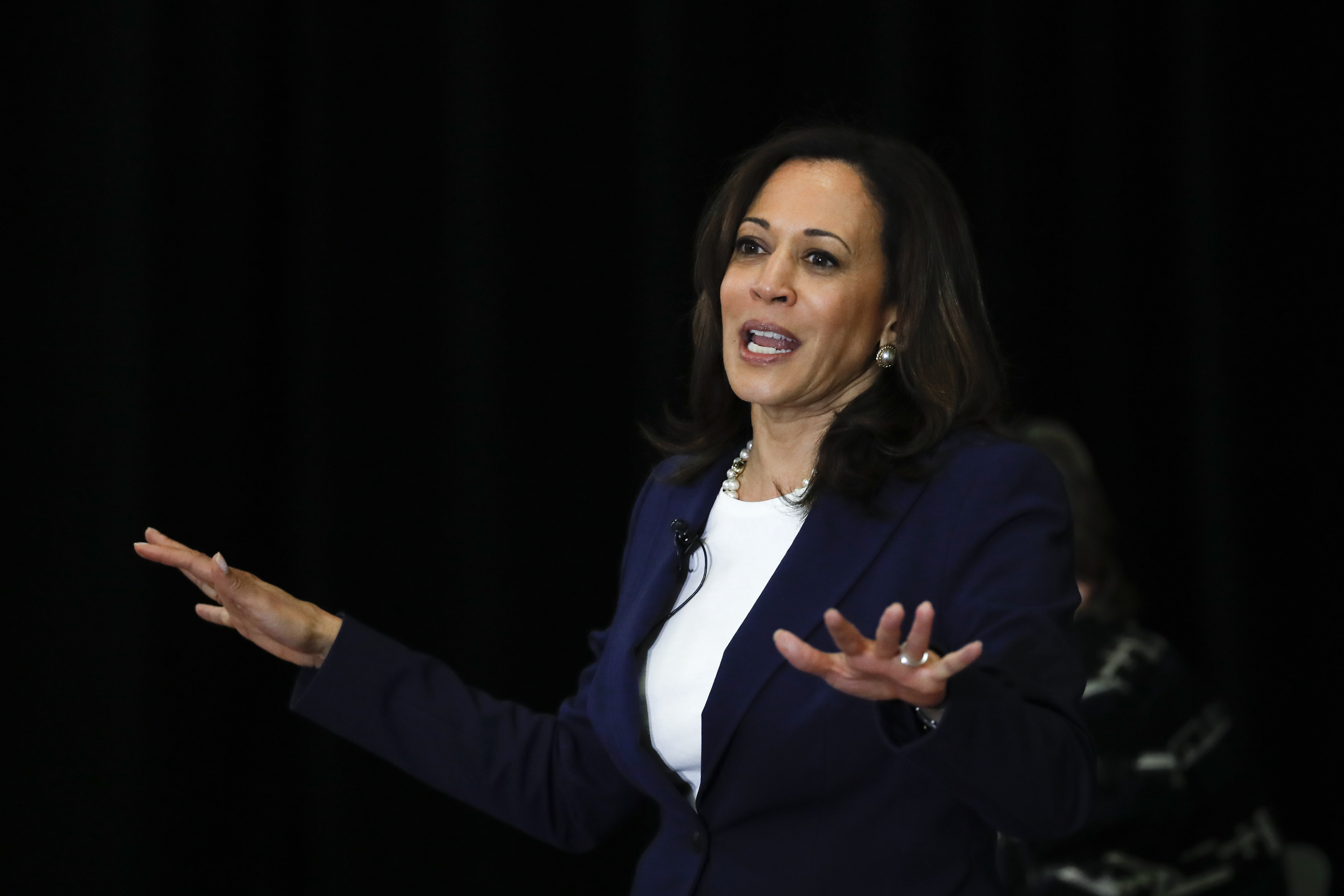 Kamala Harris' bill seeks to ease burden on public defenders