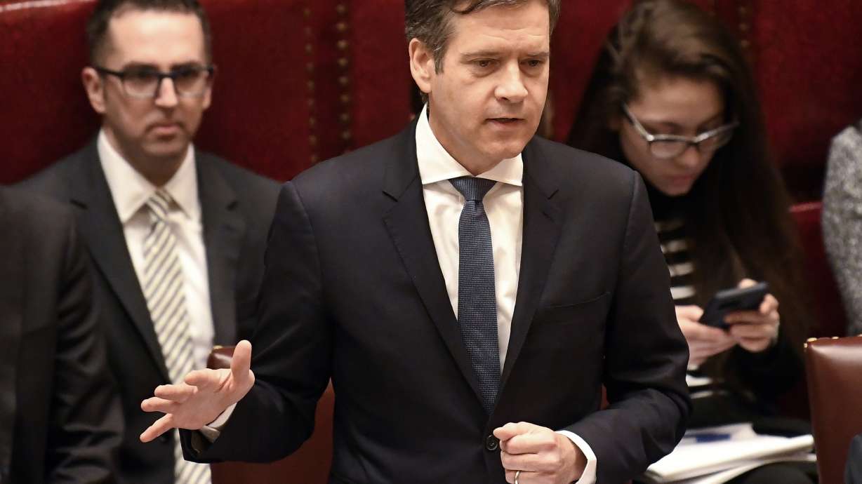 New York Senate OKs giving US House Trump state tax return