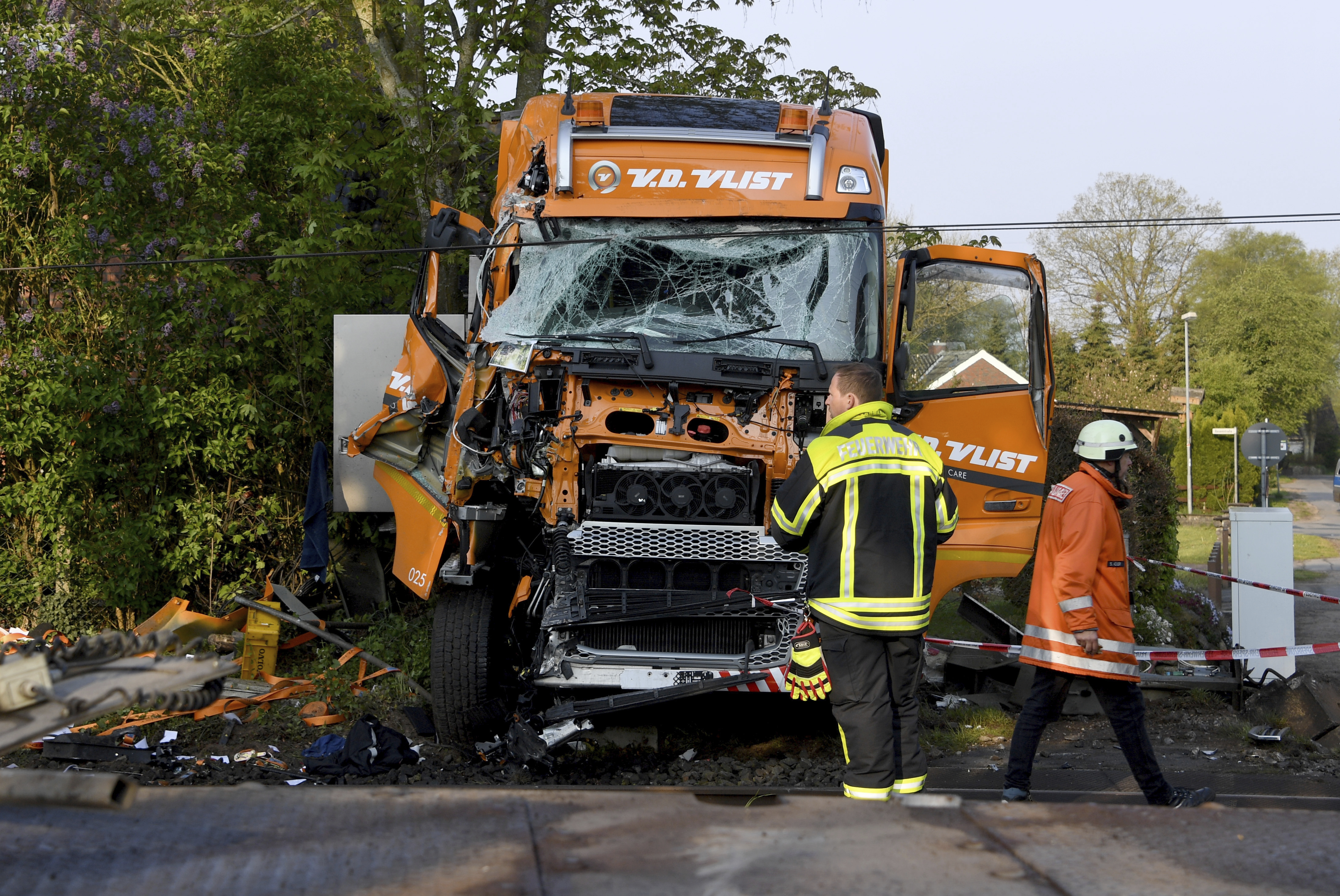 Police say 12 injured in northern Germany rail crash