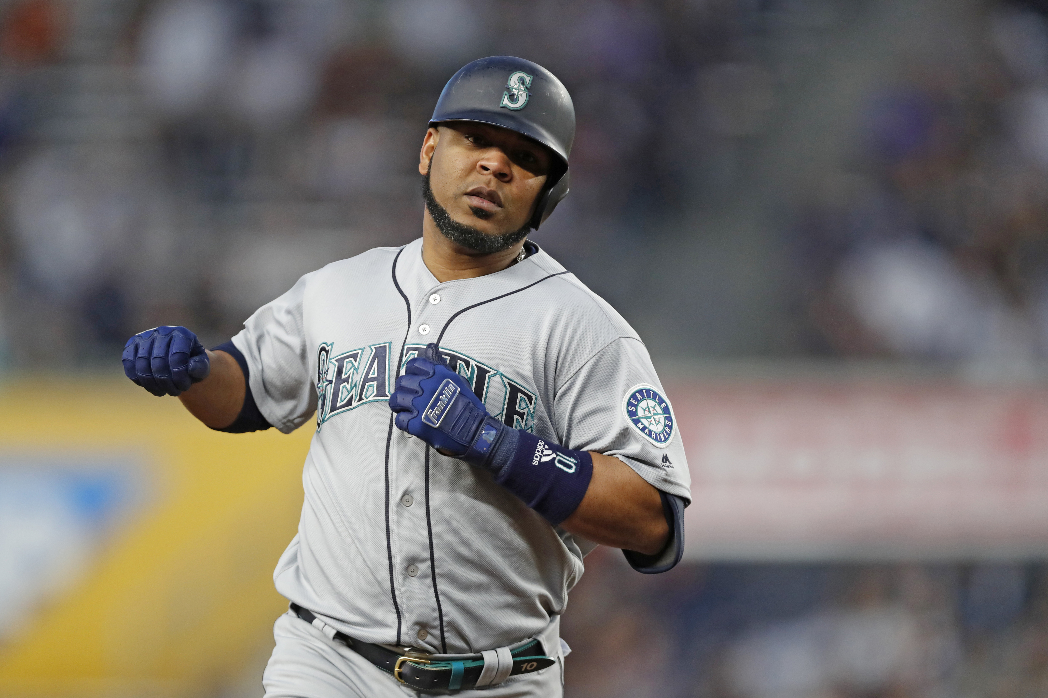 Kikuchi, Healy lead Mariners to 10-1 rout of Yankees