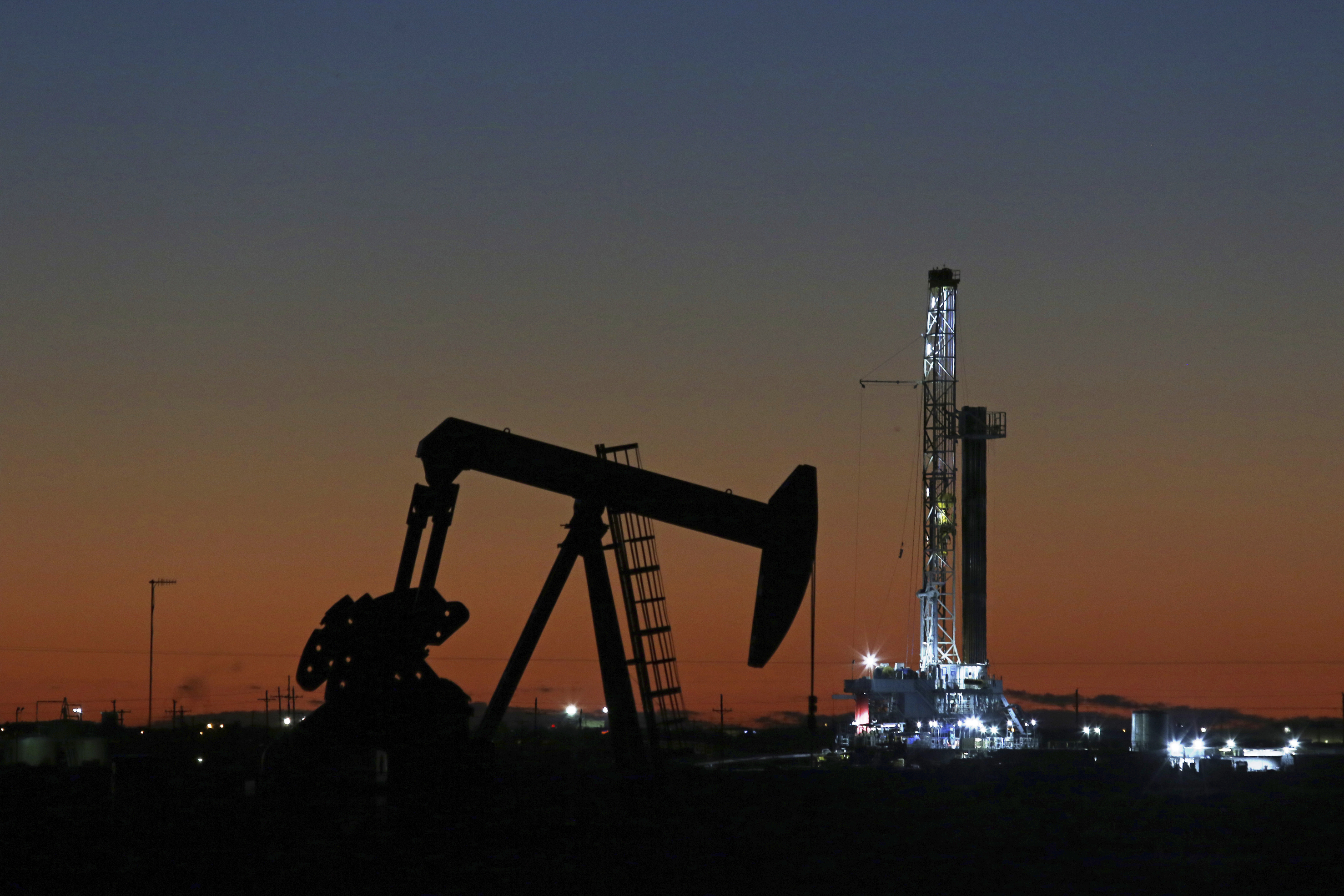 Report: Air quality harmed as Texas oil production booms