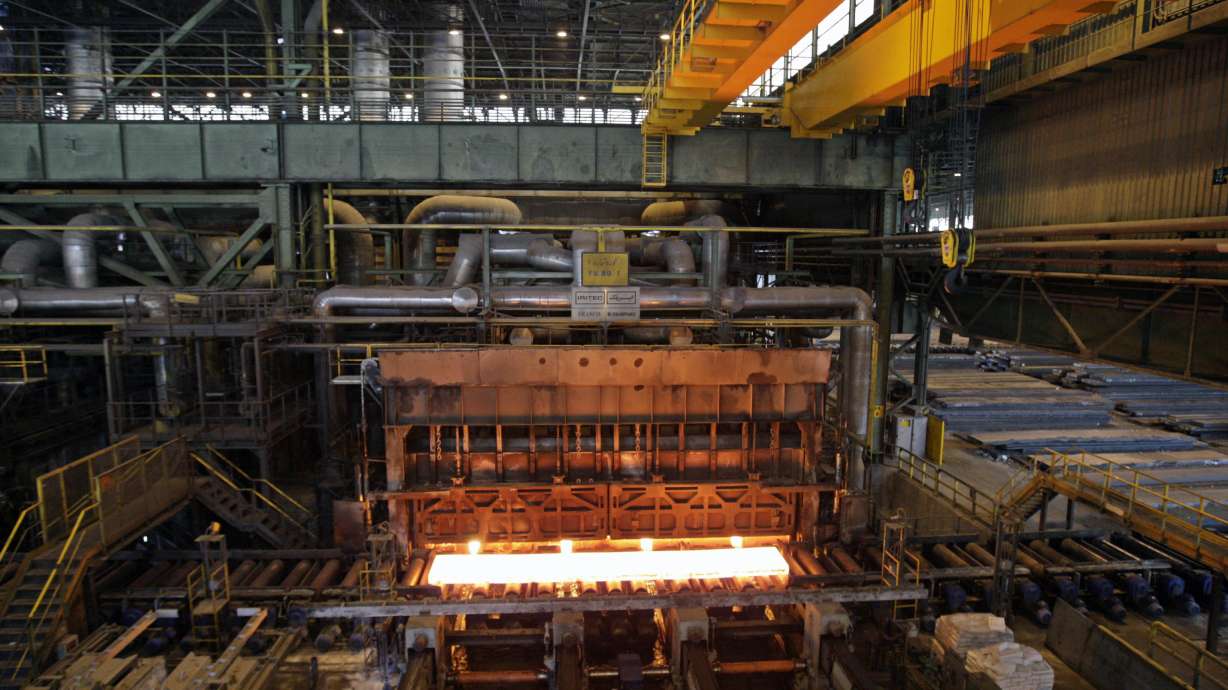 US sanctions to hit Iran's metals industry, a major employer