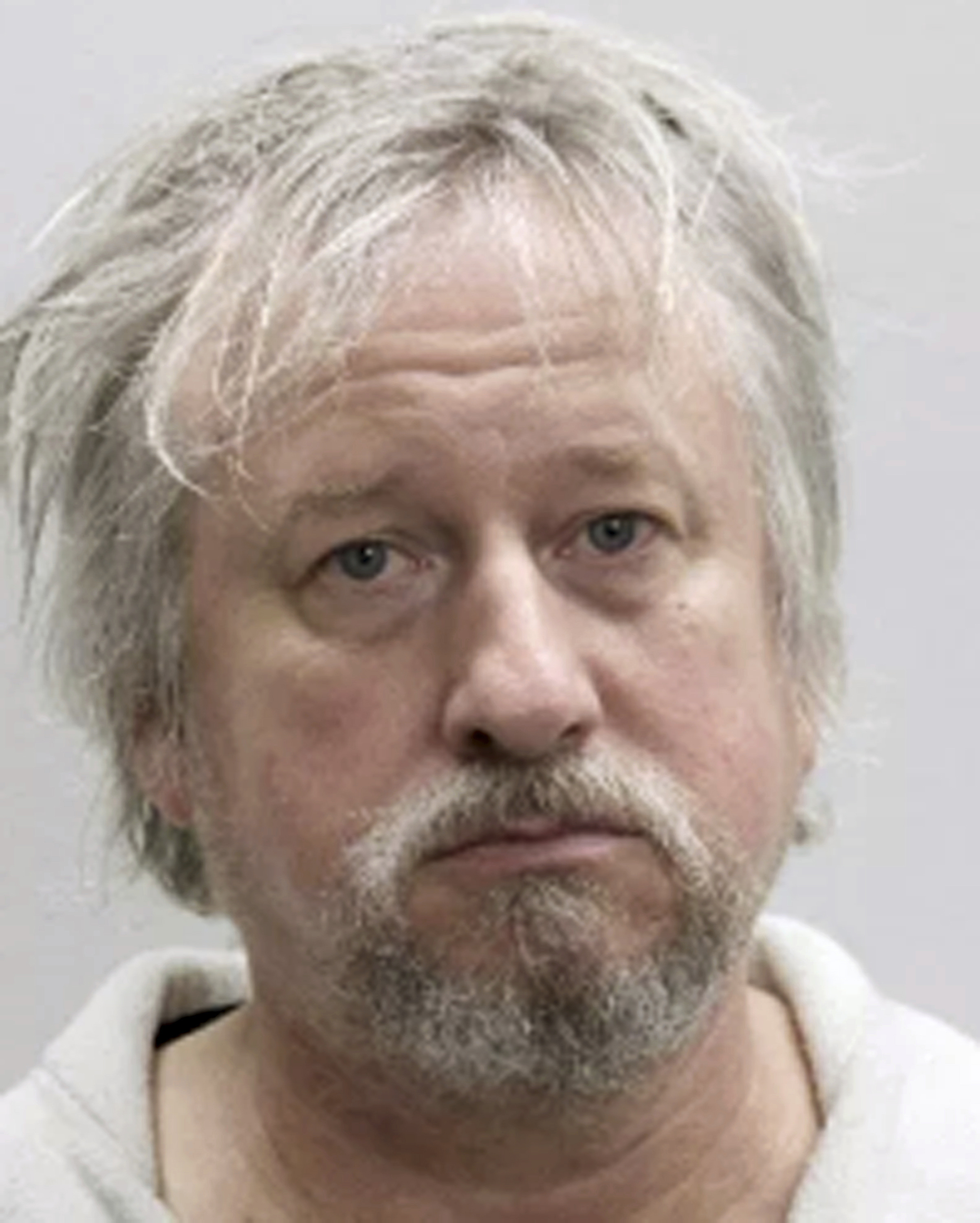 Popular Virginia children's singer faces child porn charge