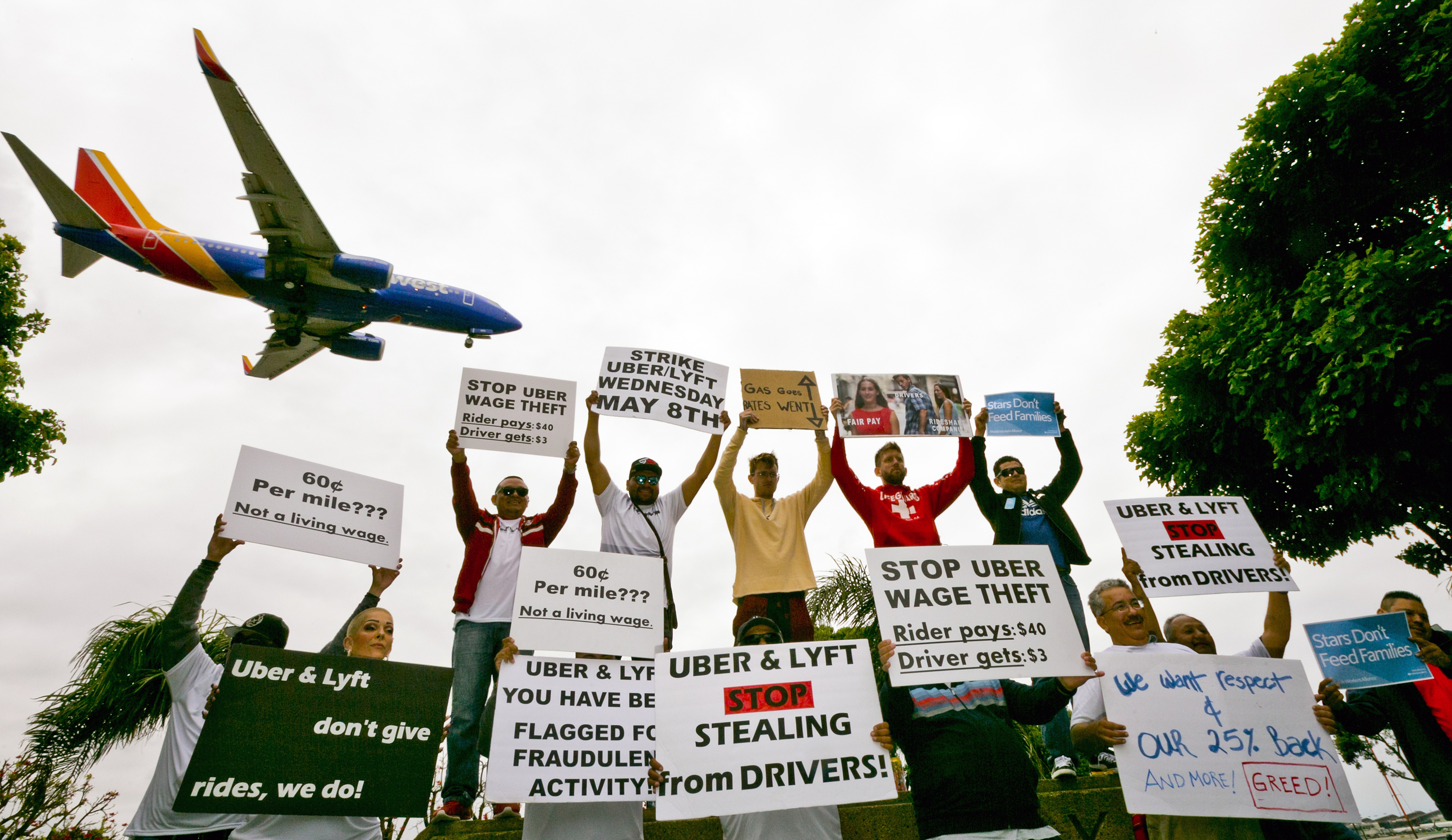 Uber, Lyft driver strike latest move to organize gig workers