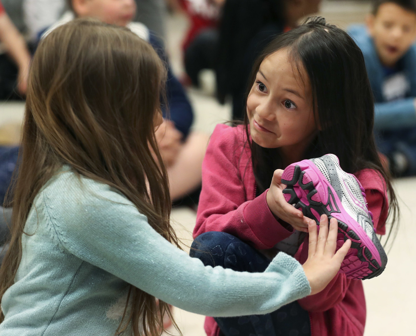 Donation puts new shoes on the feet of Salt Lake elementary students