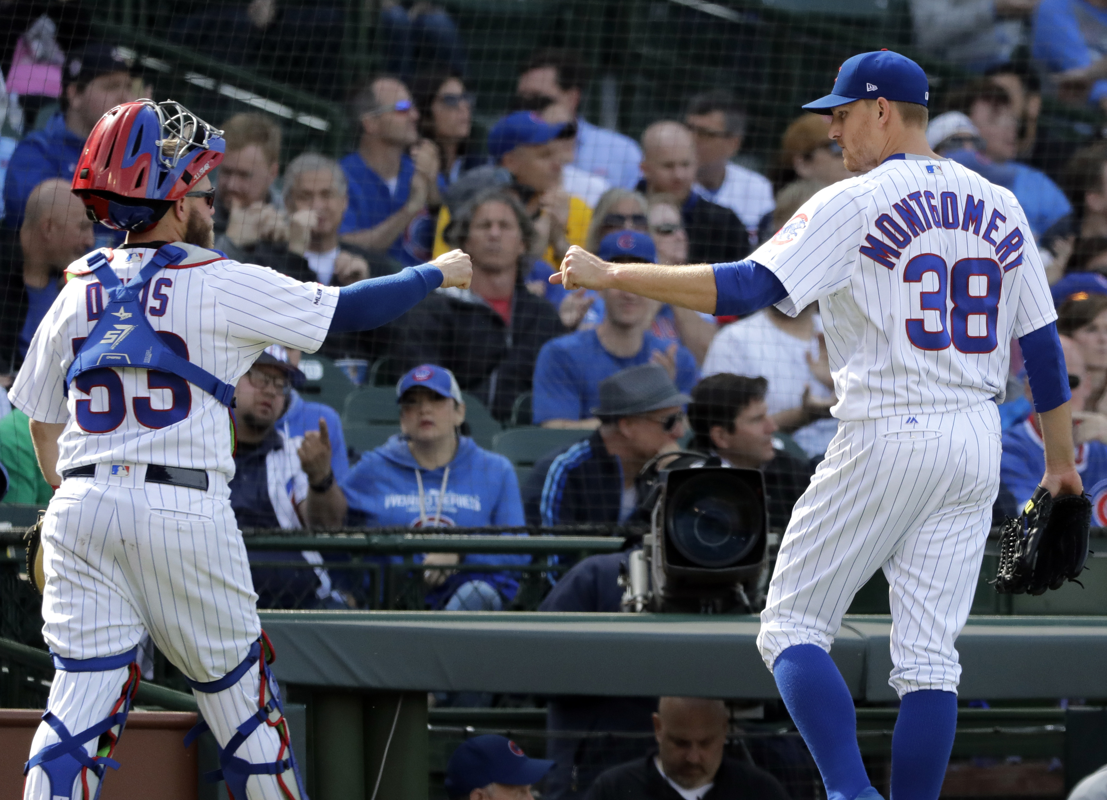 Bryant, Rizzo homer to lead Cubs past Marlins 4-1