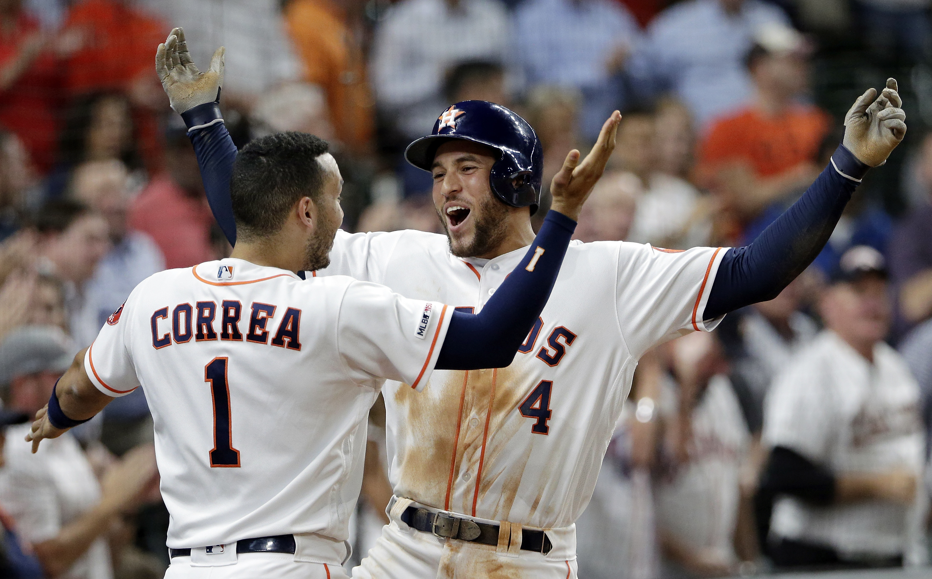 Reddick, Miley lead Astros to 4-2 win over Rangers
