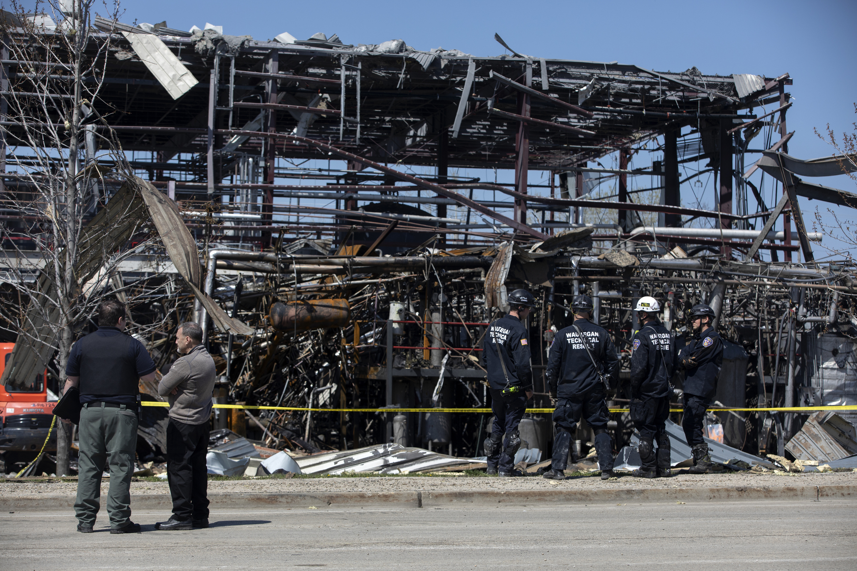 Mourners gather to honor 4 killed in Illinois factory blast