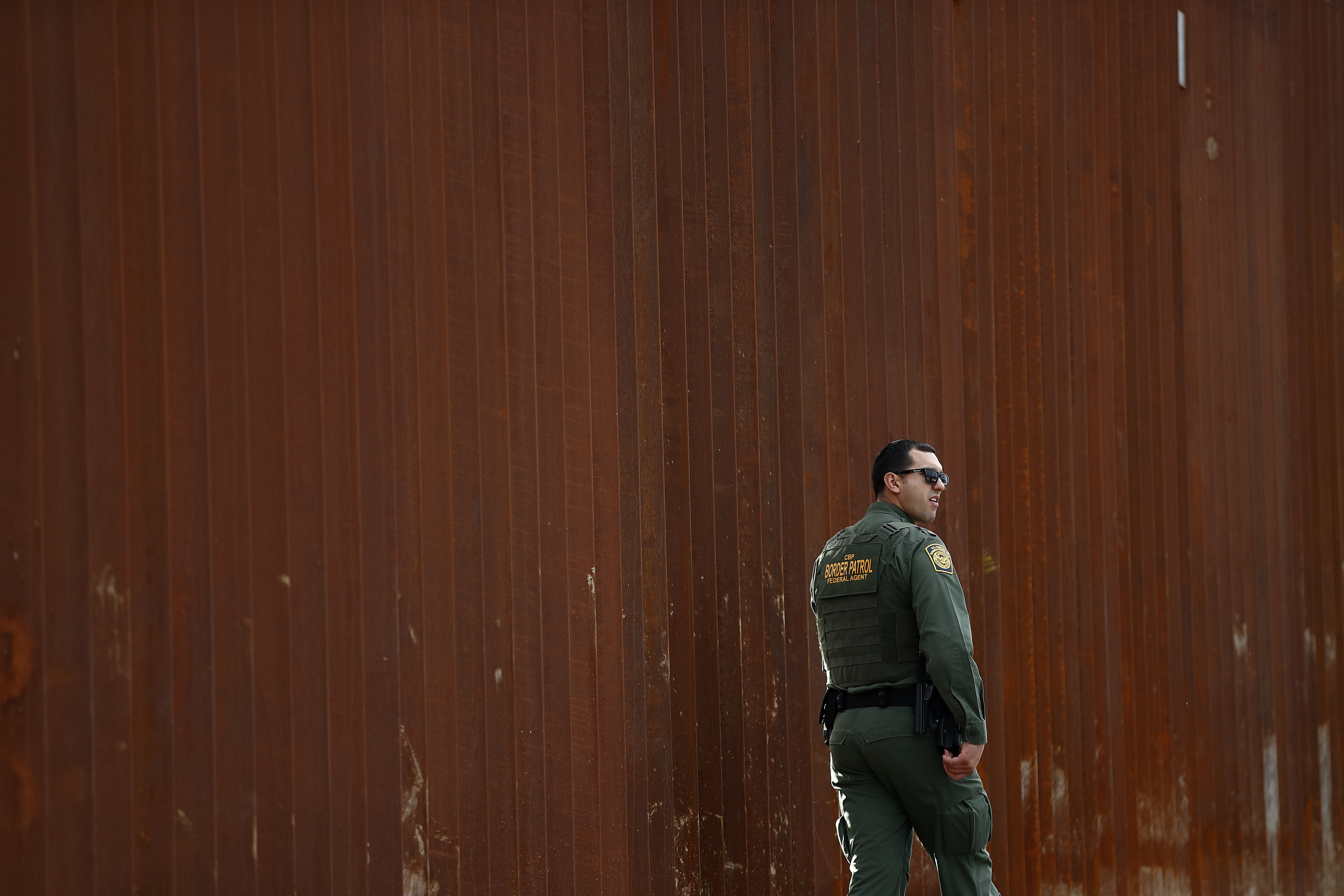 Pentagon shifting $1.5 billion to border wall construction