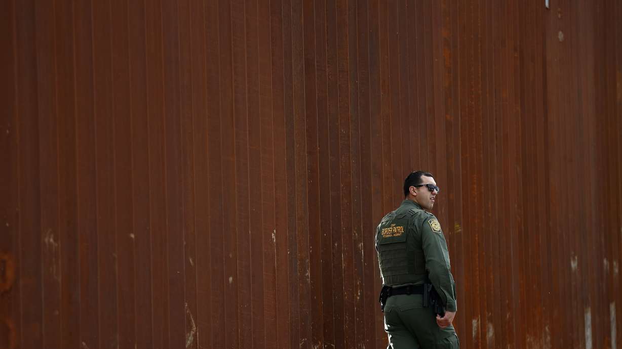Pentagon shifting $1.5 billion to border wall construction