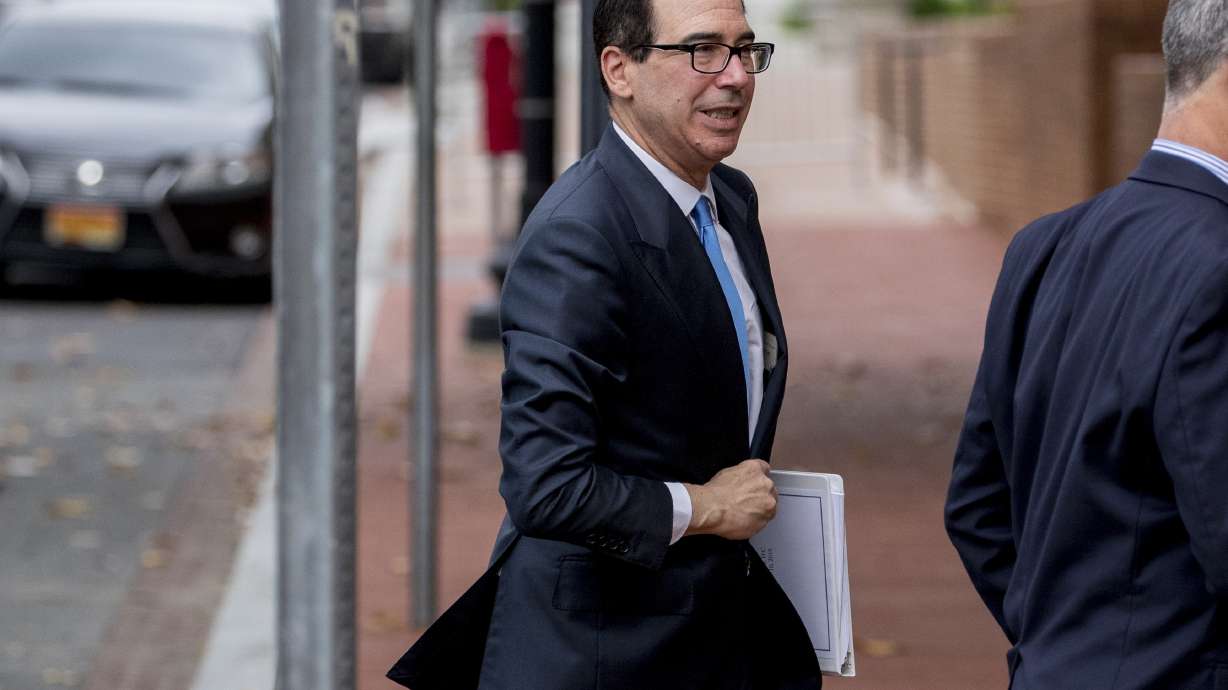 Trump says voters don't care about his personal tax returns