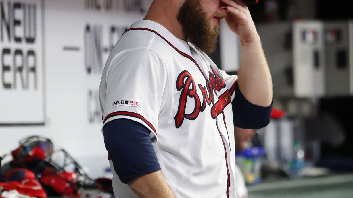 Braves activate reliever Venters, send Minter to minors