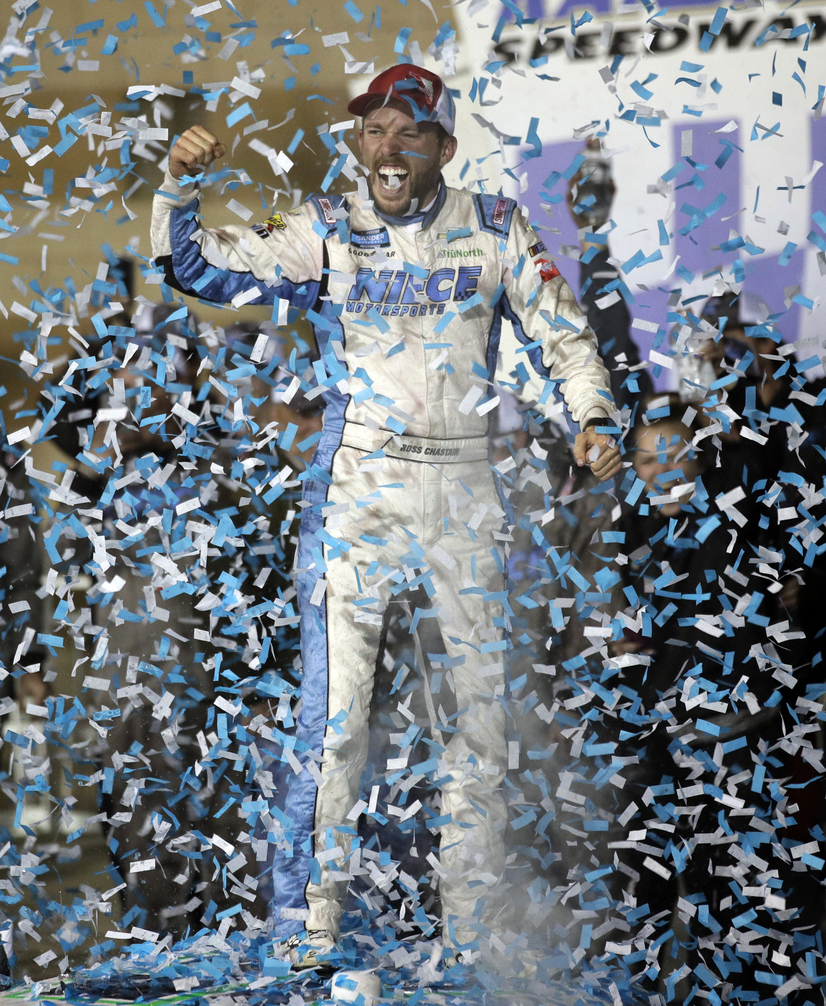 Ross Chastain races to 1st NASCAR Trucks victory
