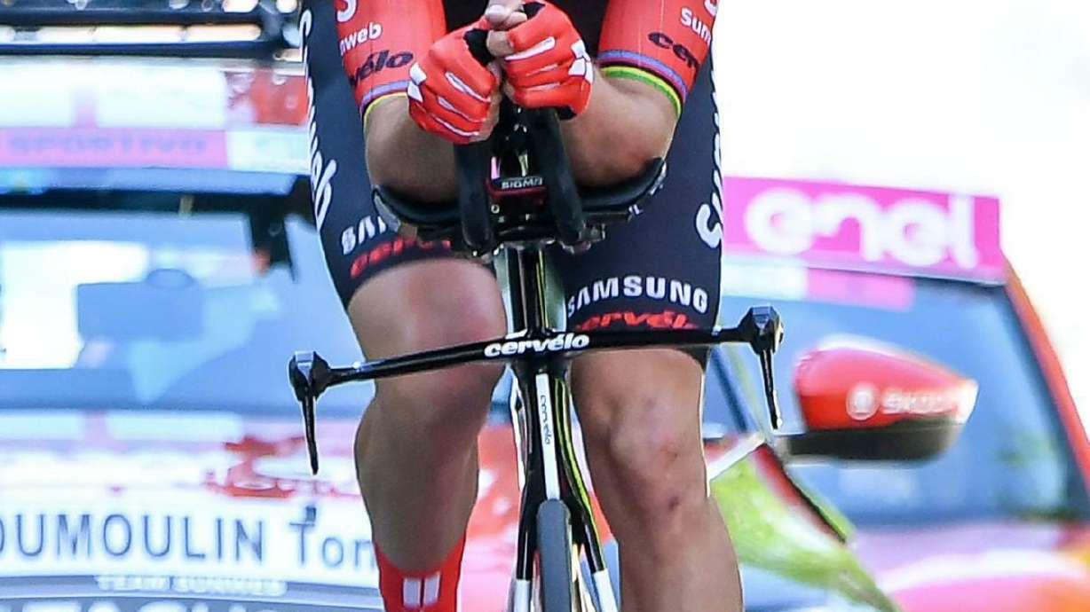 Roglic fastest in time trial to win opening Giro stage