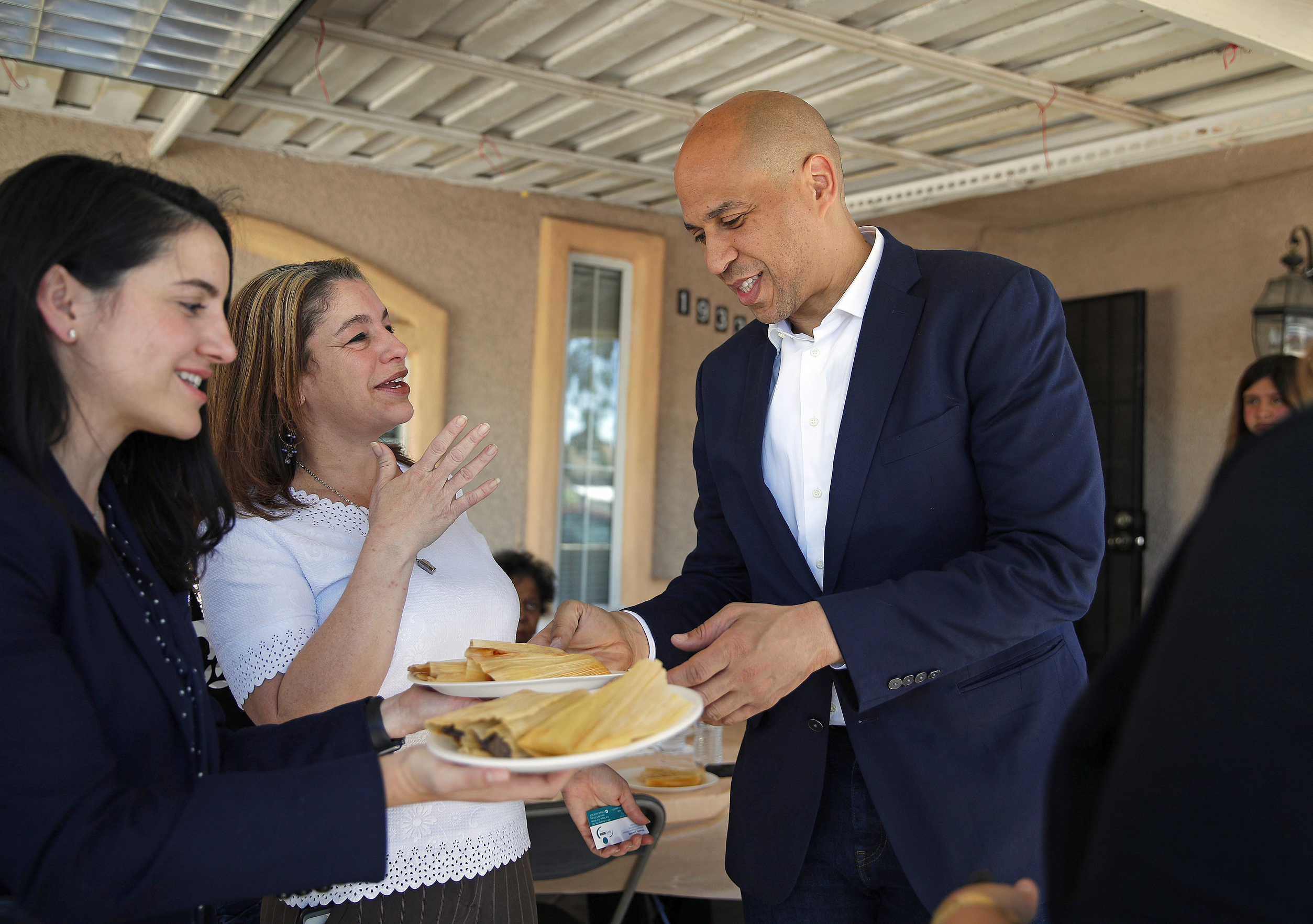 Booker plays up Vegas connection in crucial Nevada caucus