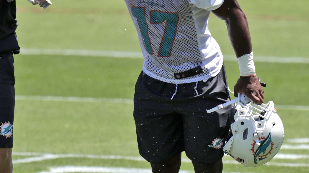 Following arrests, Walton gets another chance with Dolphins