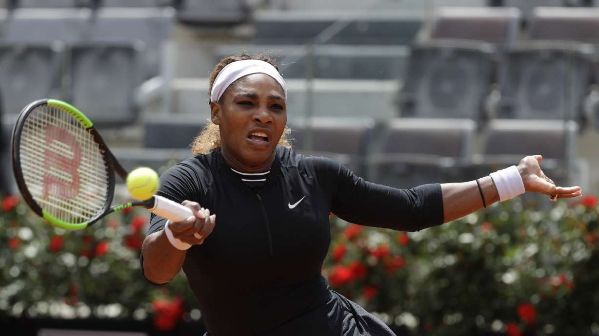 Serena Williams wins clay opener; sister Venus next in Rome