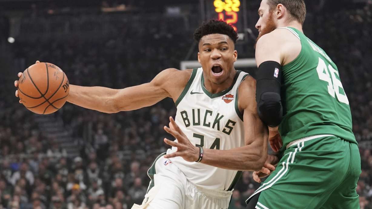 Bucks have Milwaukee dreaming of first title since '71
