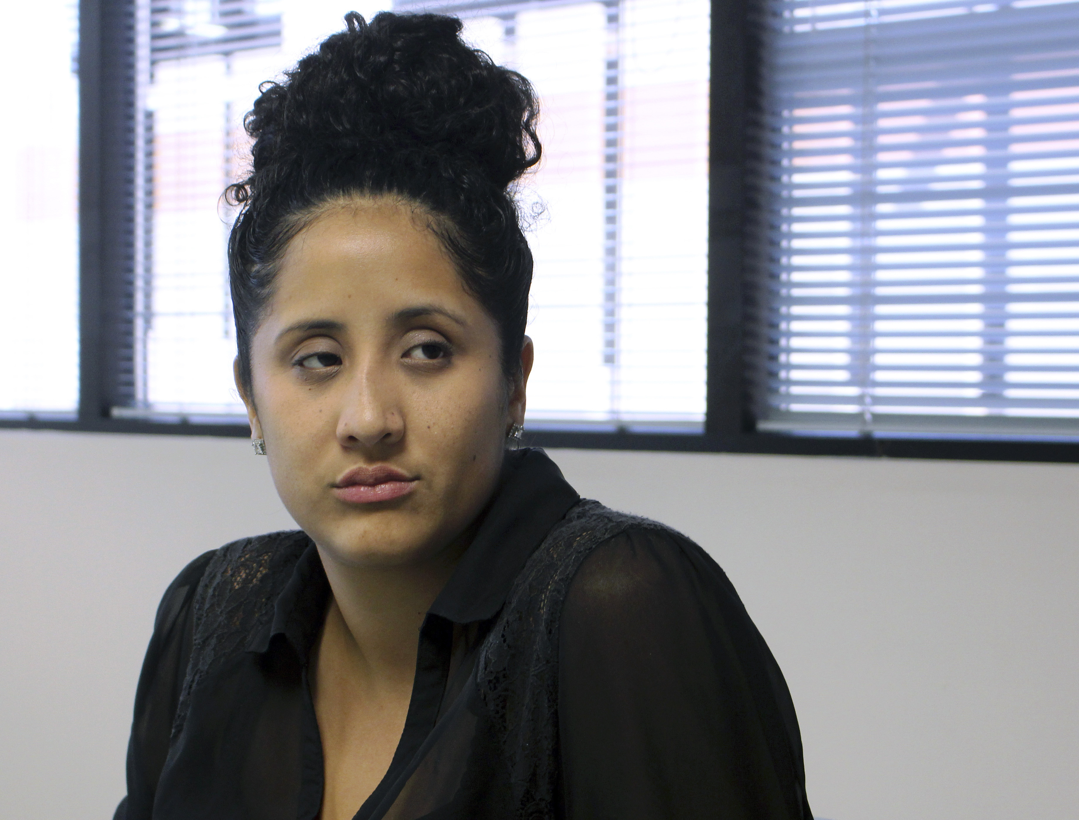 Connecticut considers making phone calls free for prisoners