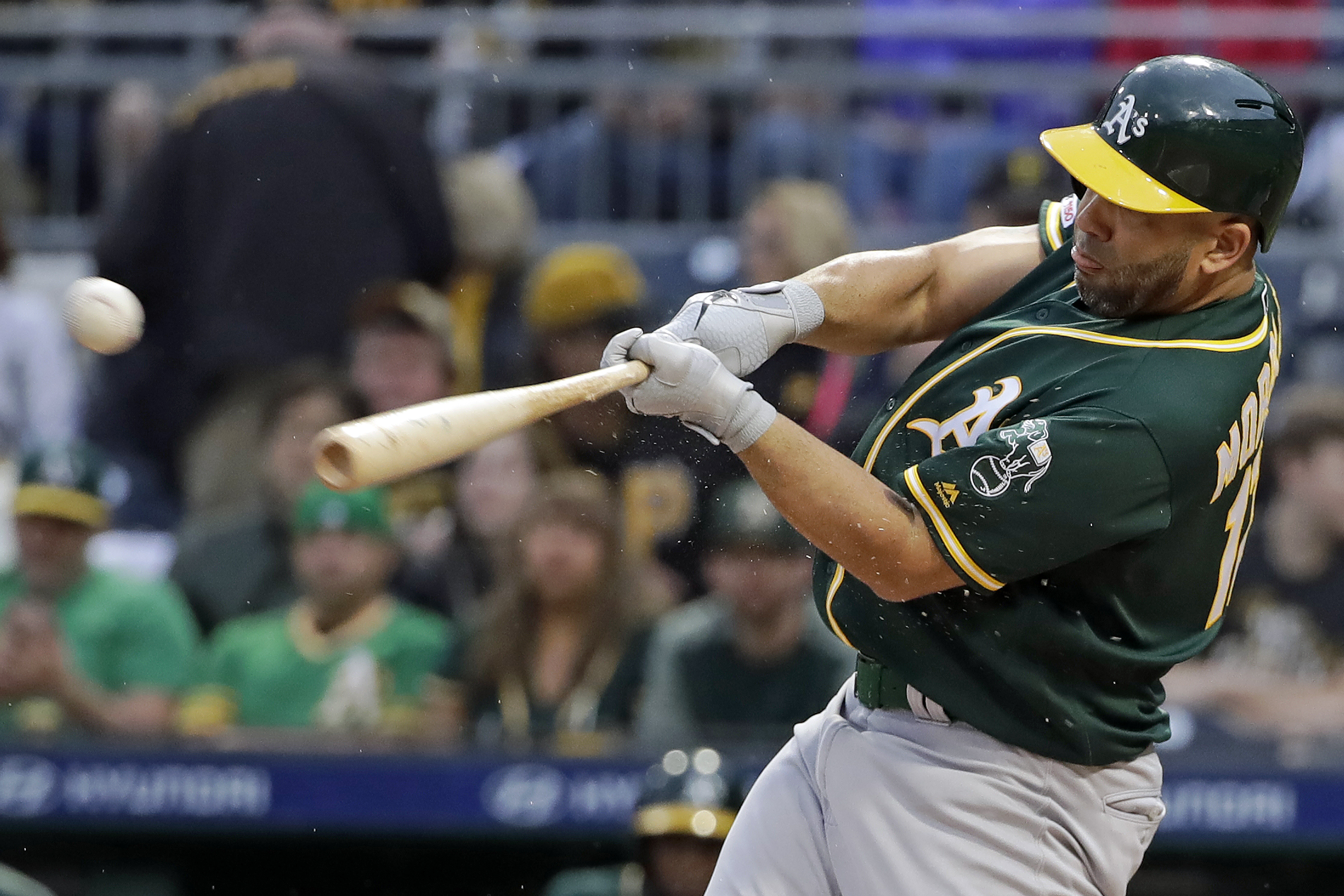 Yankees acquire 1B/DH Kendrys Morales from A's