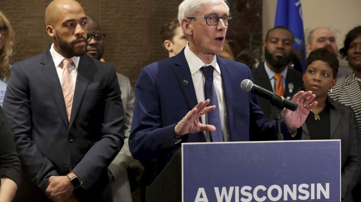 Supreme Court conservatives attack lame-duck arguments