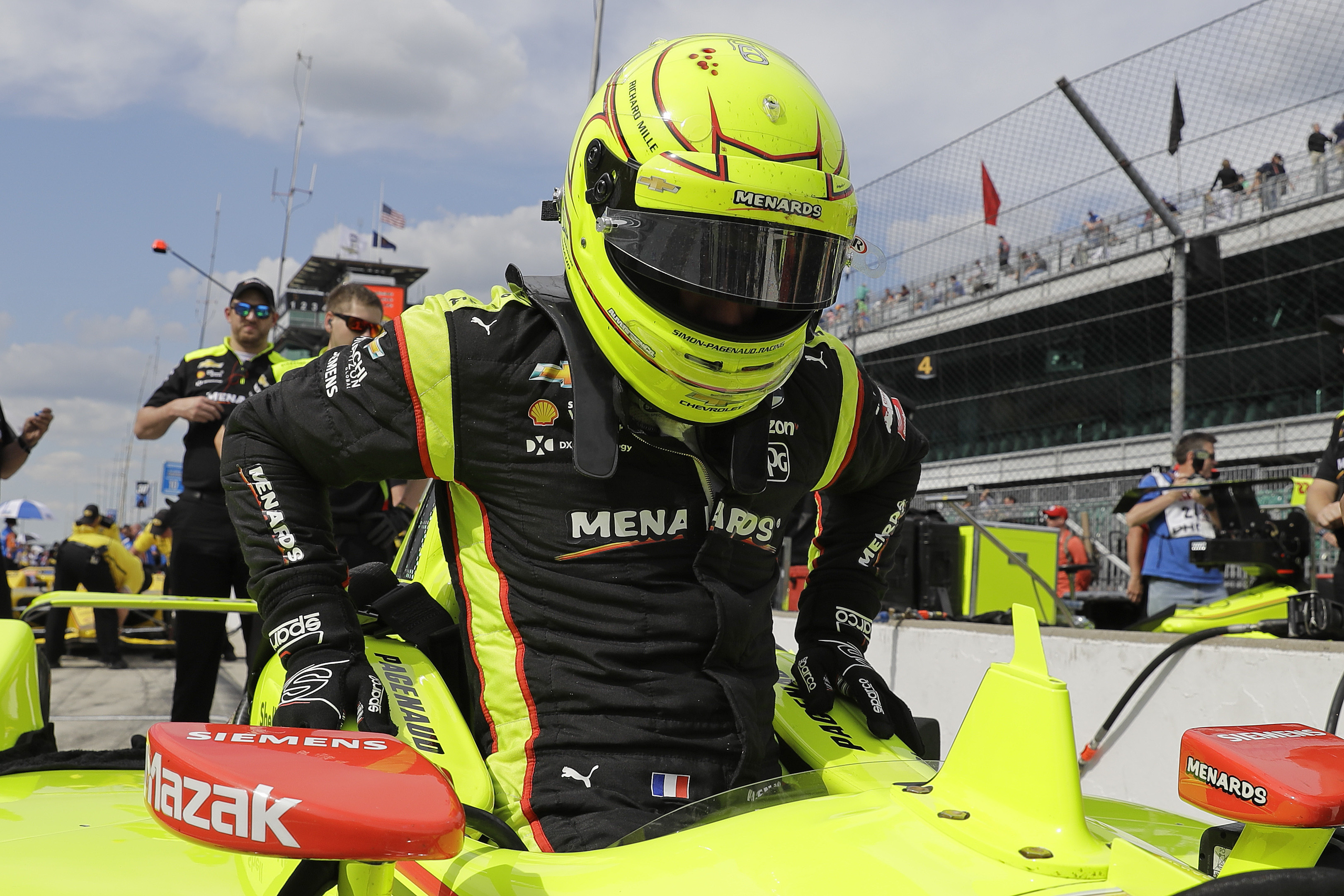 Drivers still getting used to new IndyCar safety device