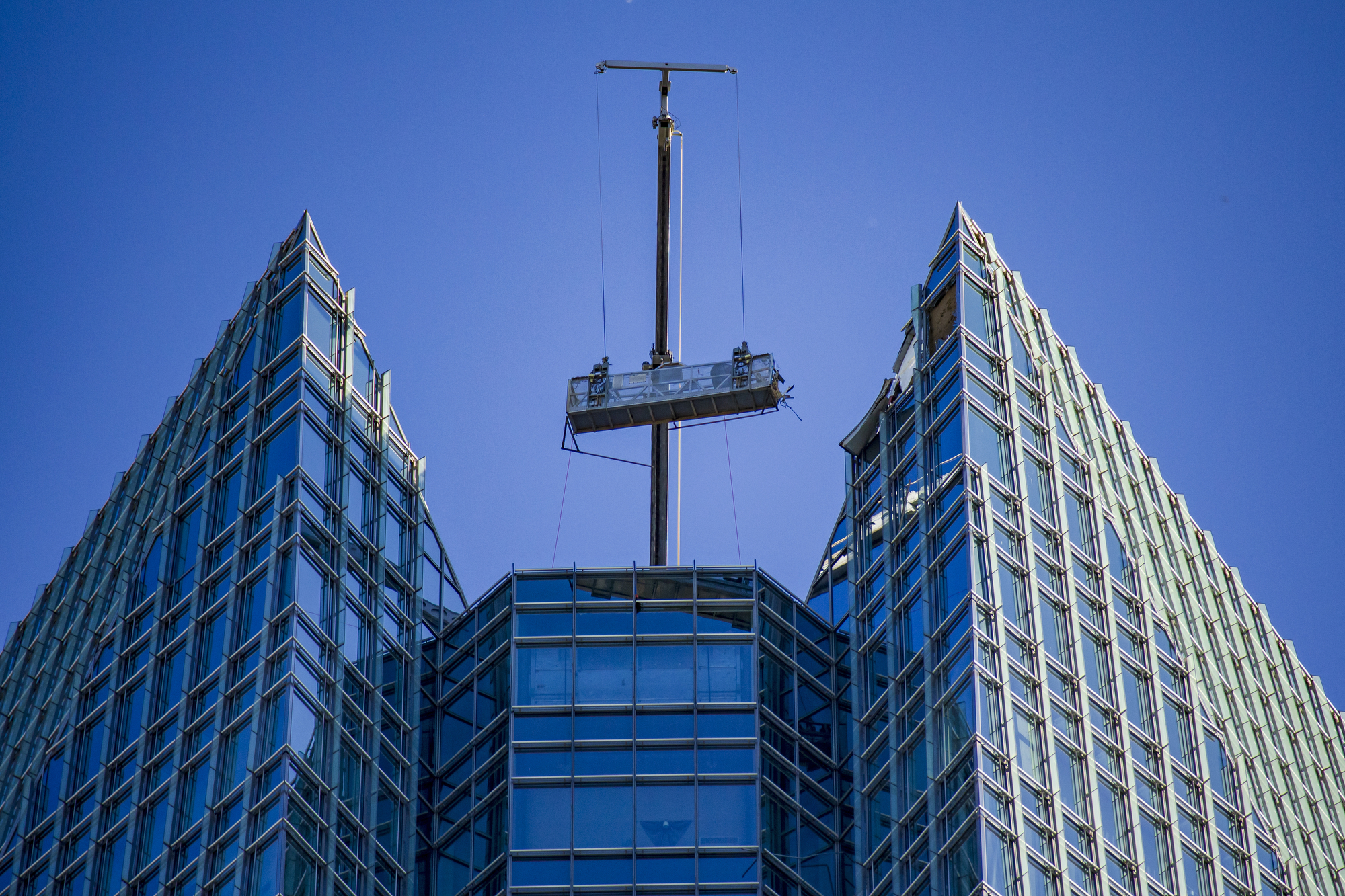 Falling debris still a risk from damaged Oklahoma City tower
