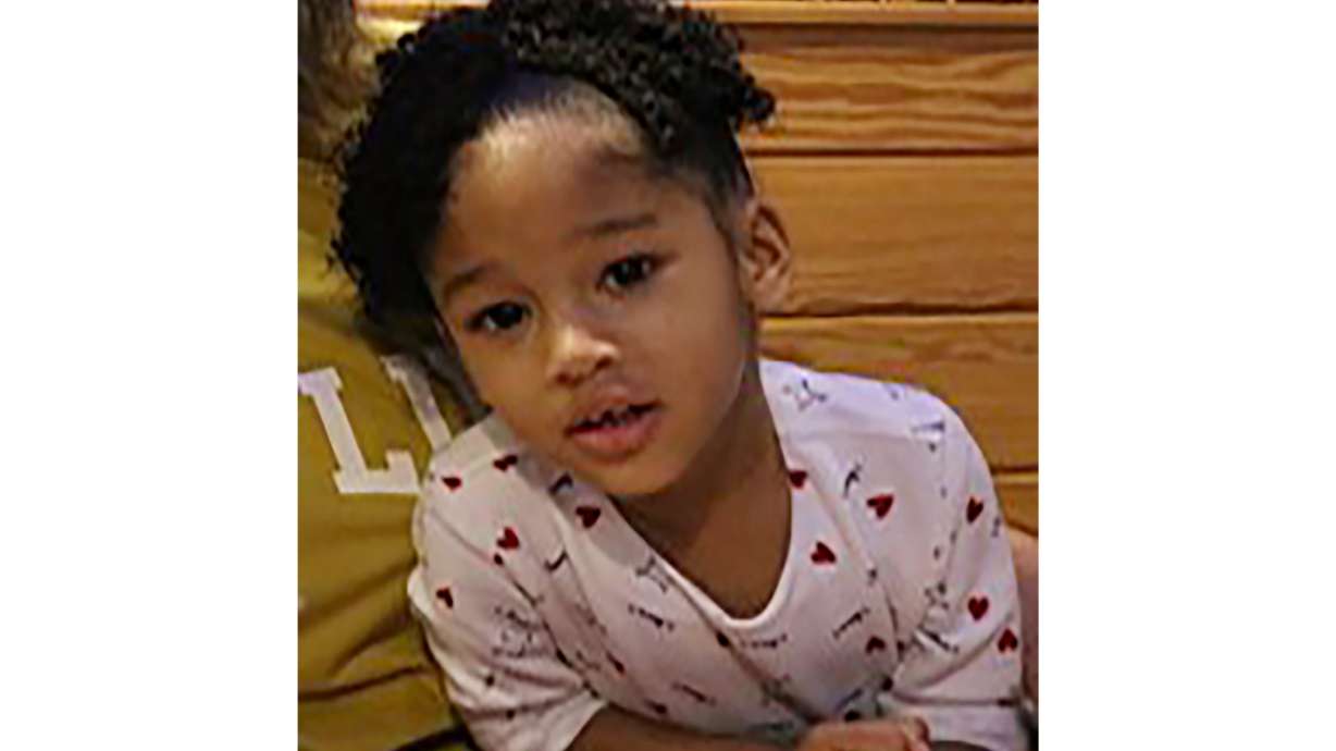 Mother of missing Texas girl wants to hope she's alive